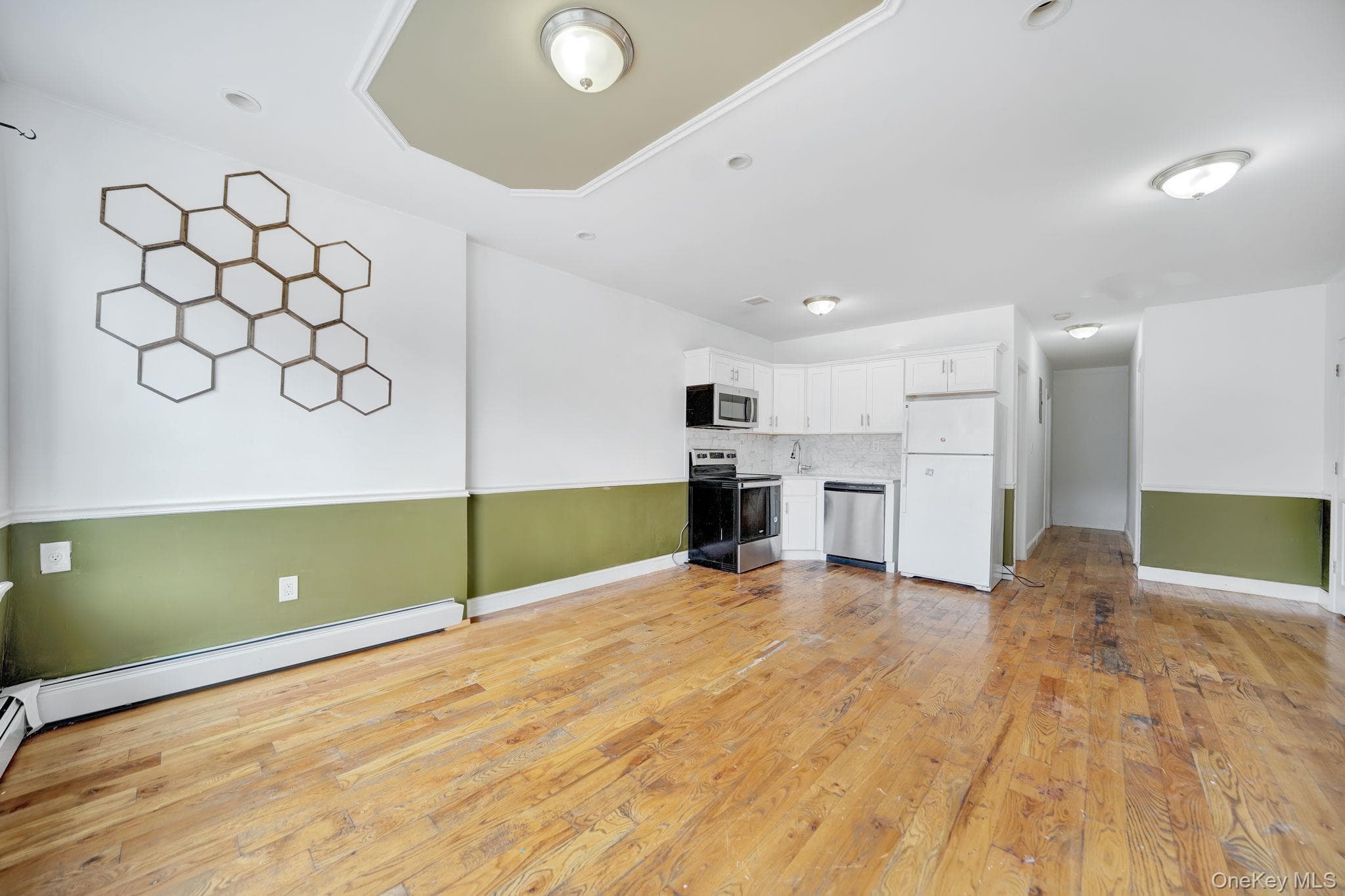 2240 Quimby Avenue thumbnail 11