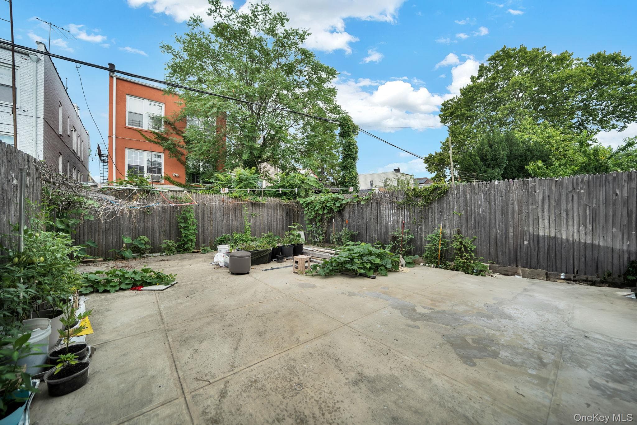 2240 Quimby Avenue thumbnail 22