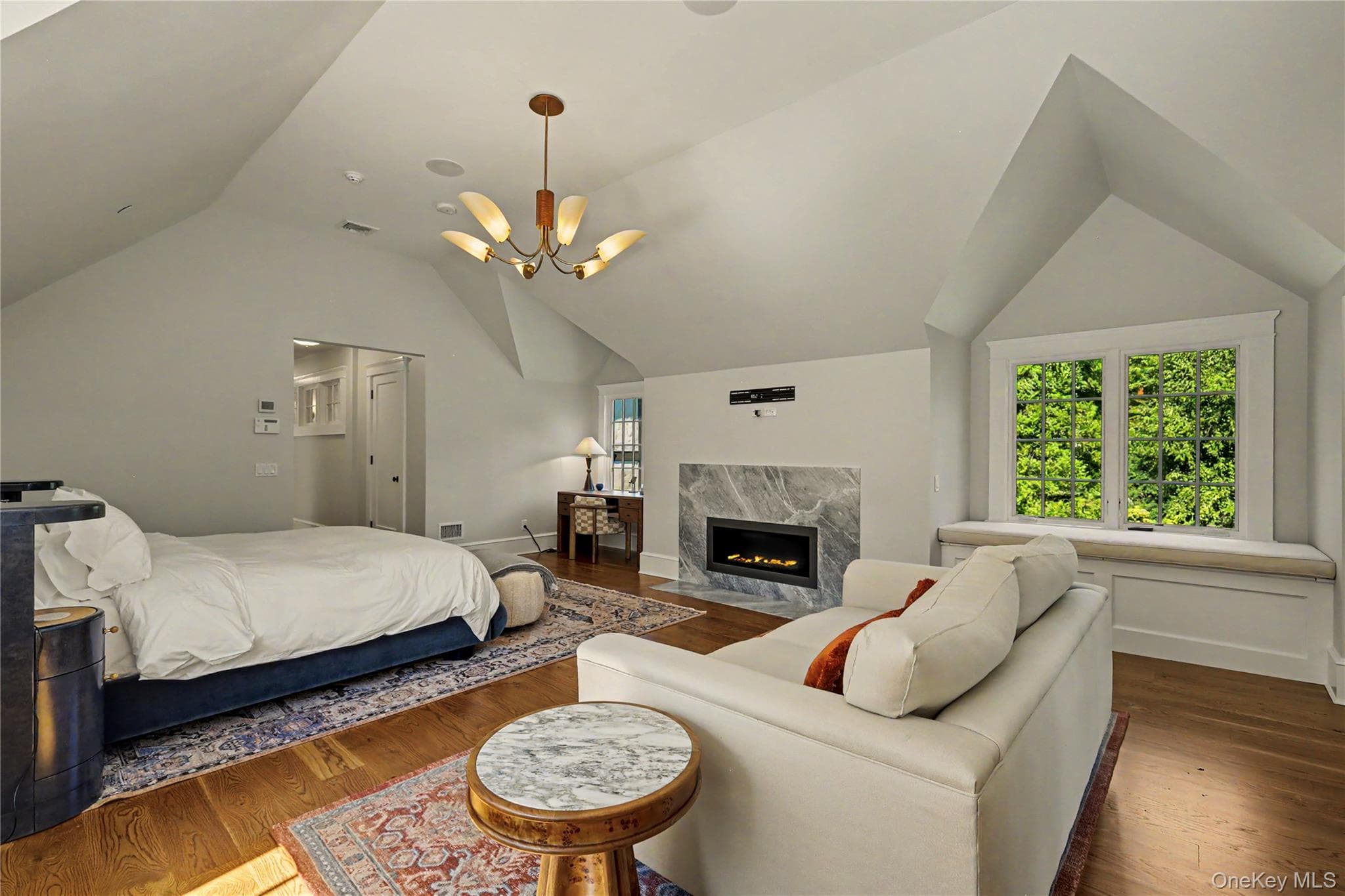 4 Commodore Avenue thumbnail 23