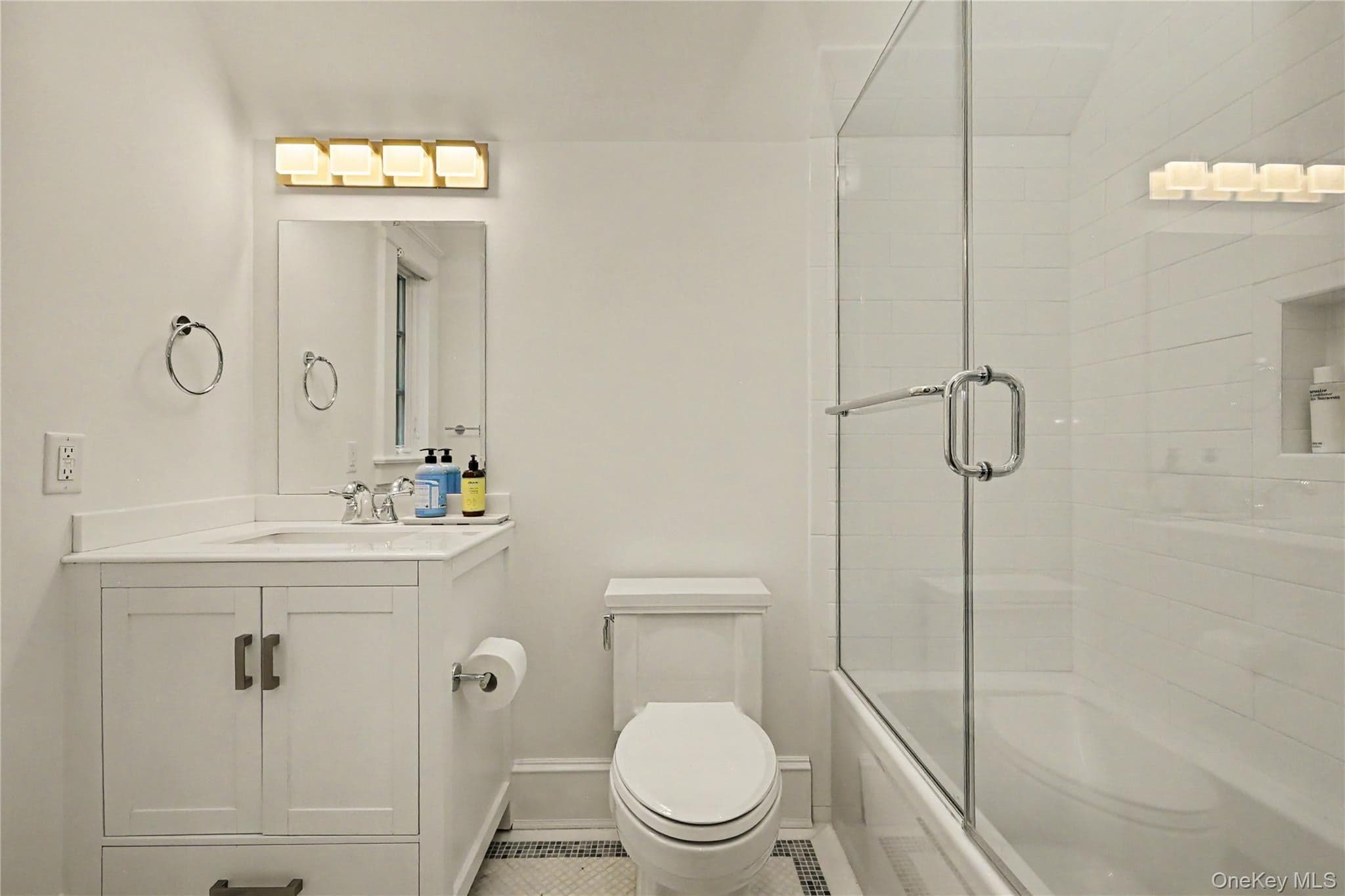 4 Commodore Avenue thumbnail 29