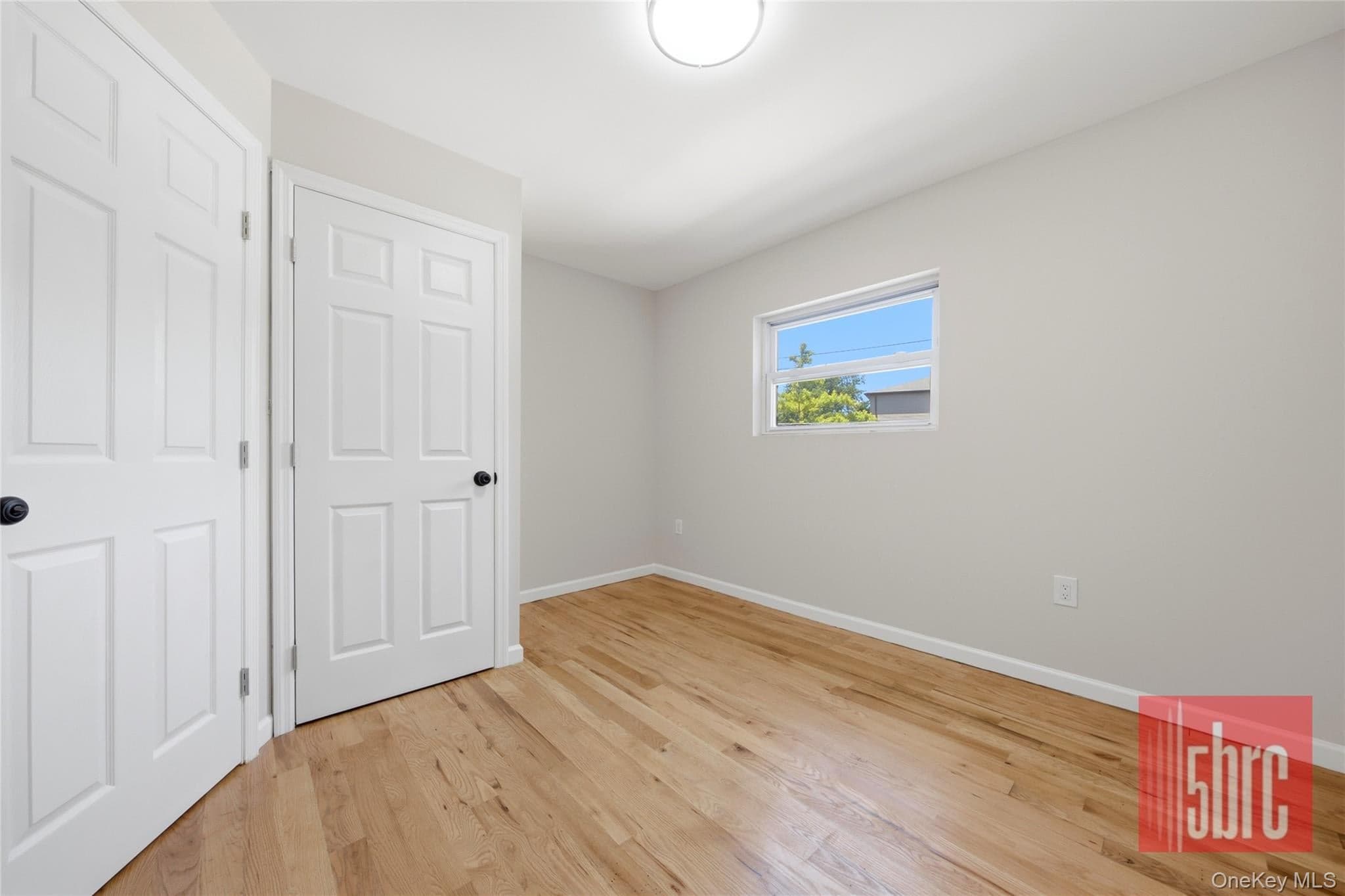 1204 E 72nd Street thumbnail 12