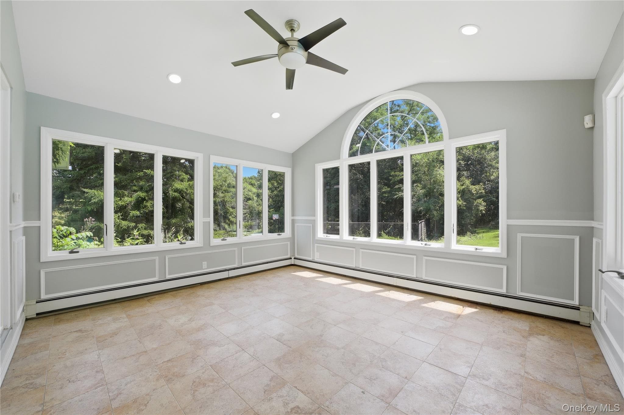 12 E Mount Airy Road thumbnail 9