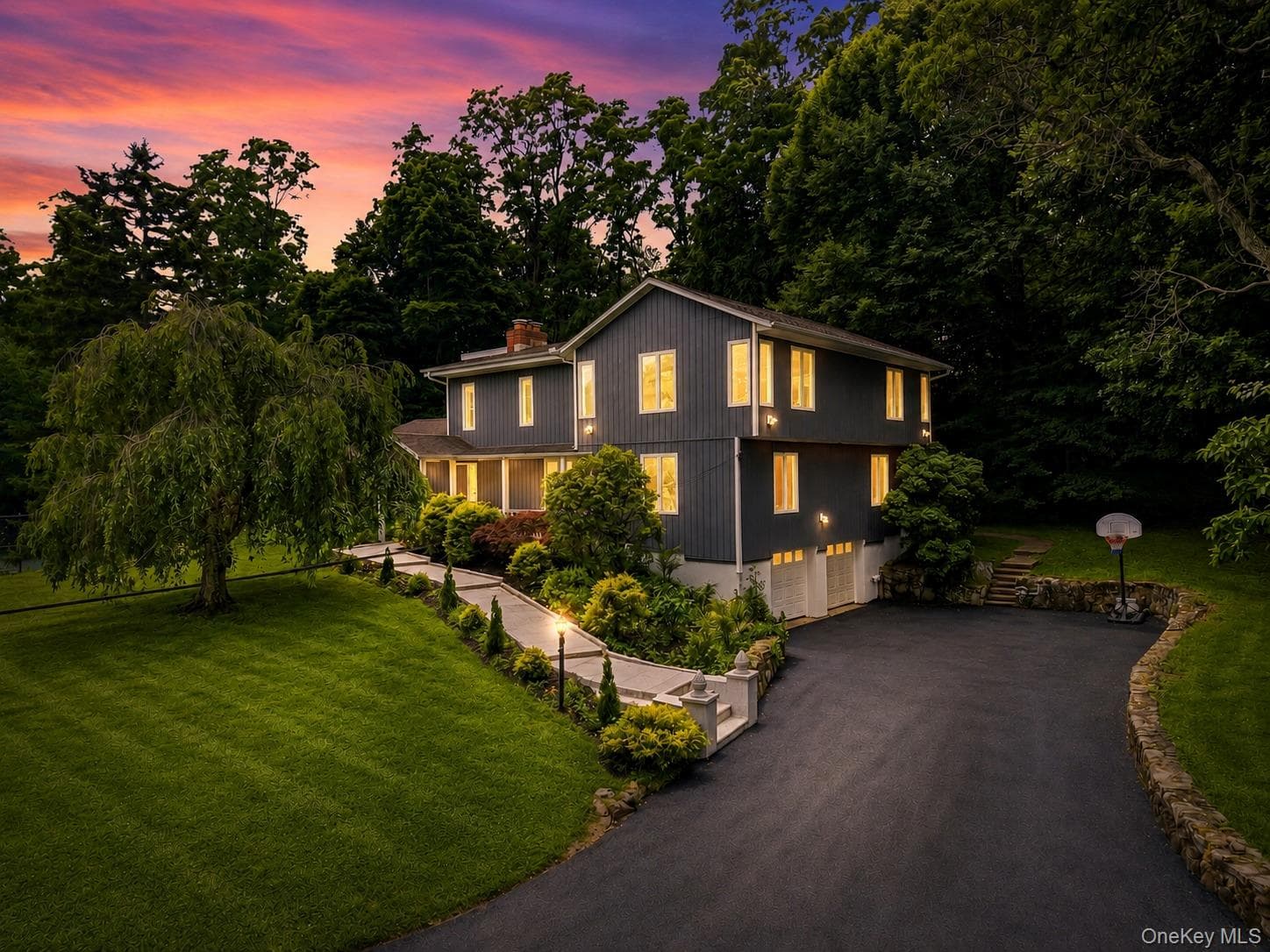 12 E Mount Airy Road thumbnail 3