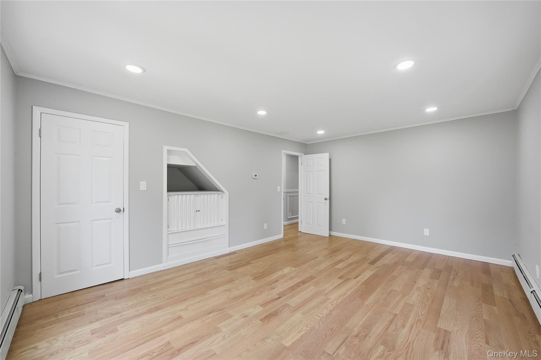 12 E Mount Airy Road thumbnail 17