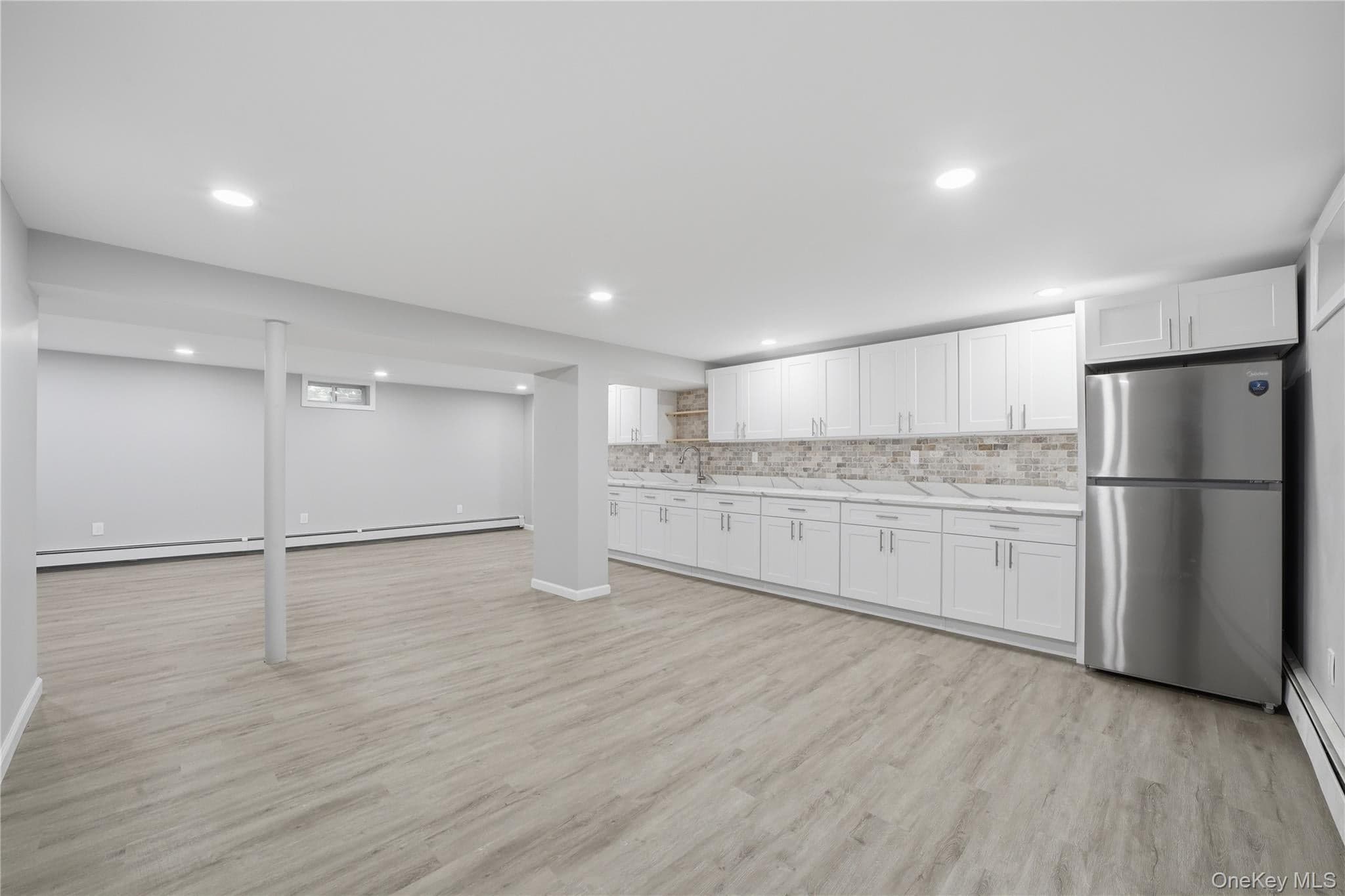 12 E Mount Airy Road thumbnail 38