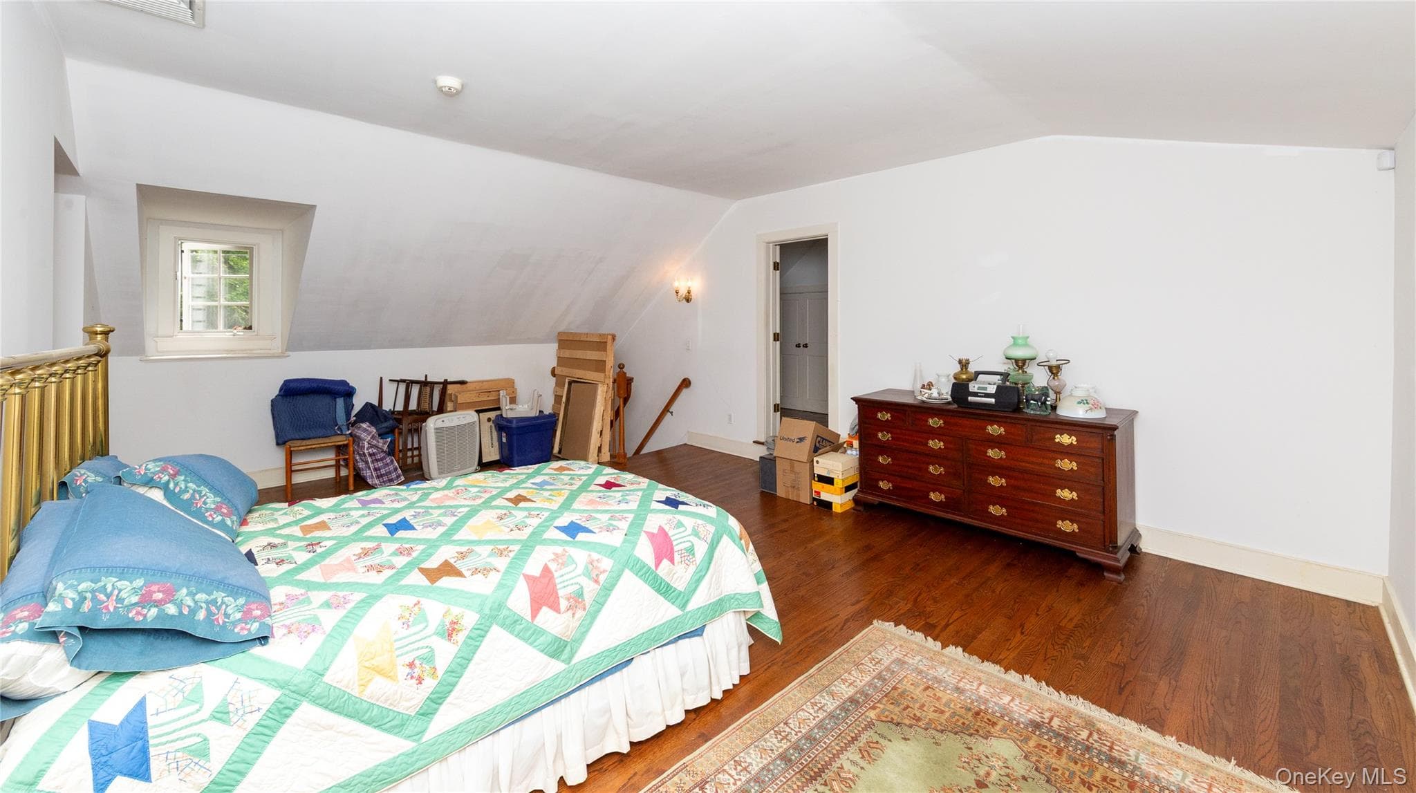 64 S Quaker Hill Road thumbnail 35