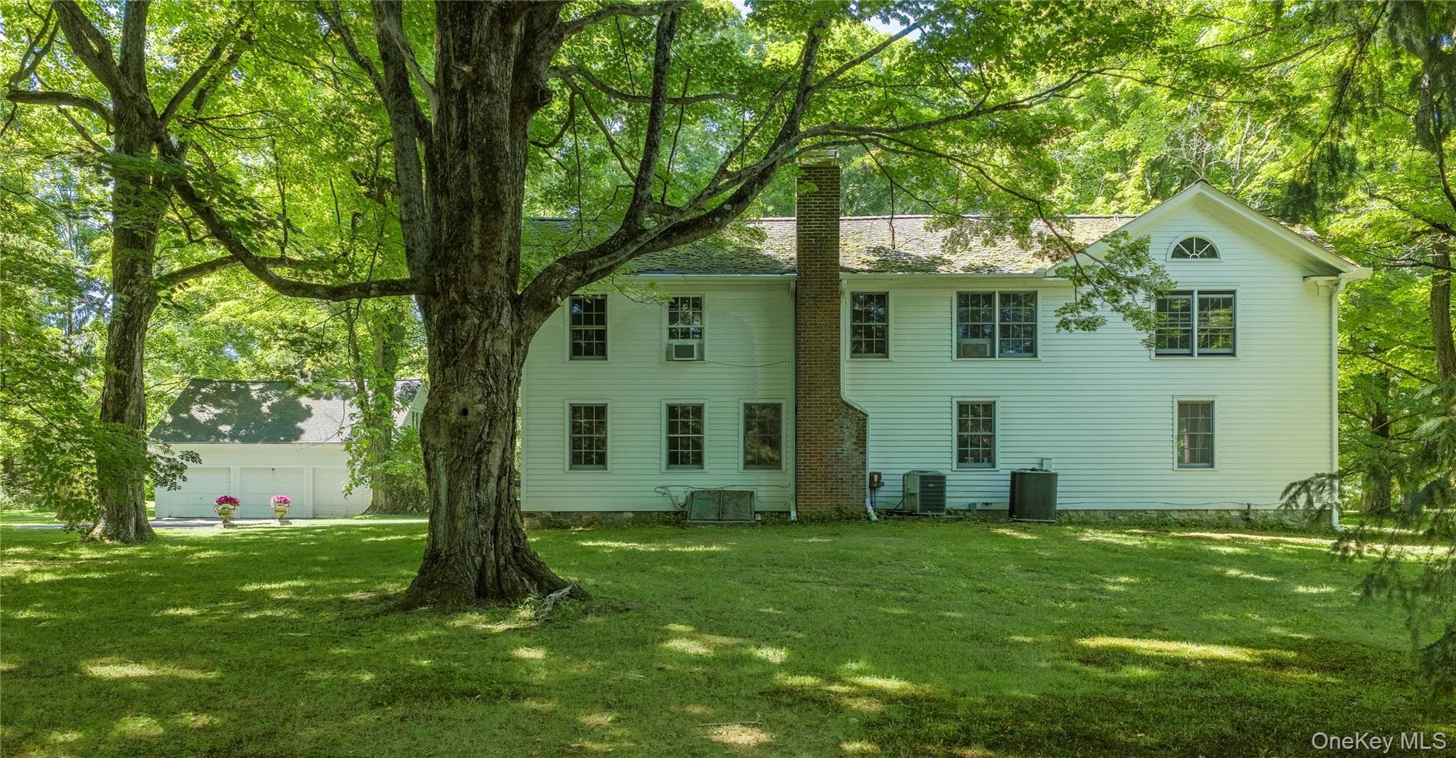 64 S Quaker Hill Road thumbnail 5