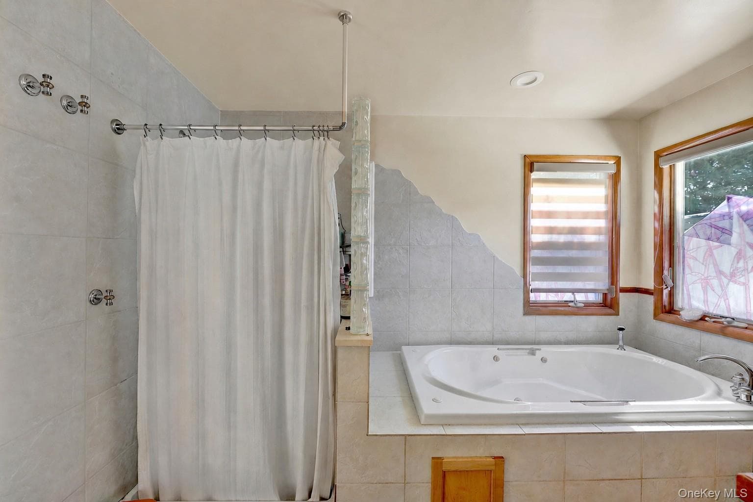1537 Madison Street thumbnail 11