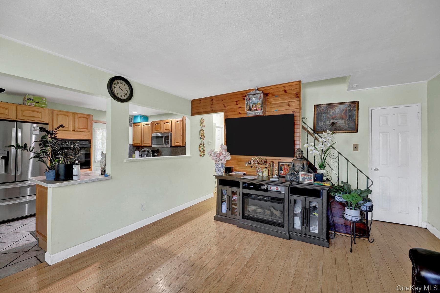 1537 Madison Street thumbnail 3