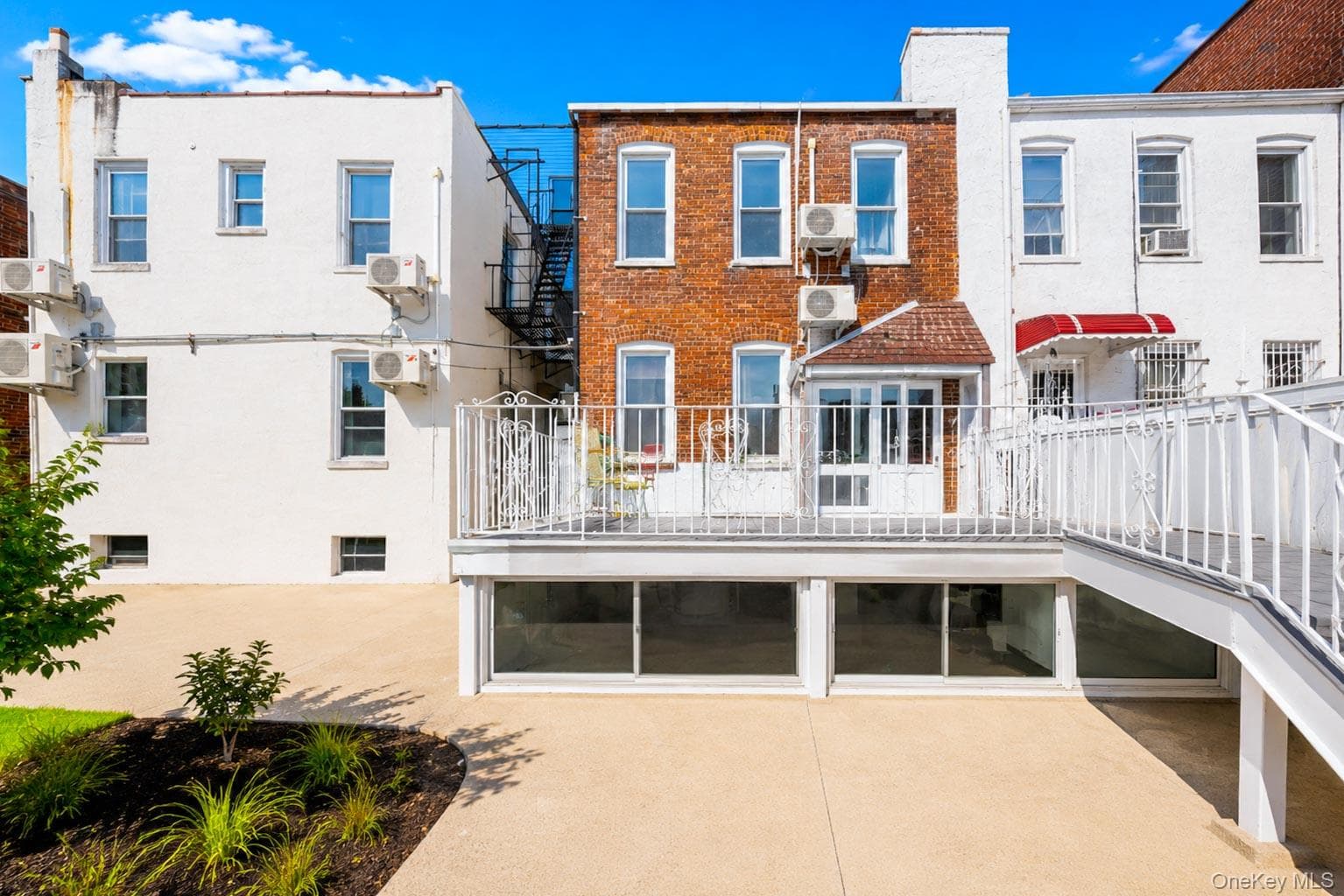 1432 70th Street photo 1