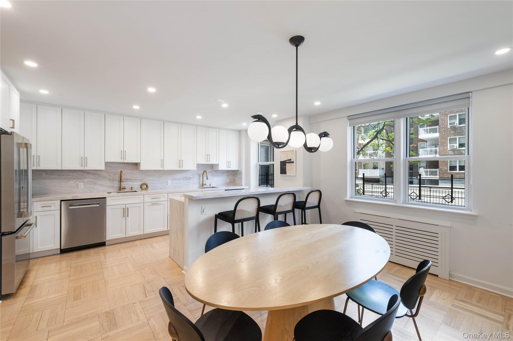 3725 Henry Hudson Parkway Unit: 3DE thumbnail 3