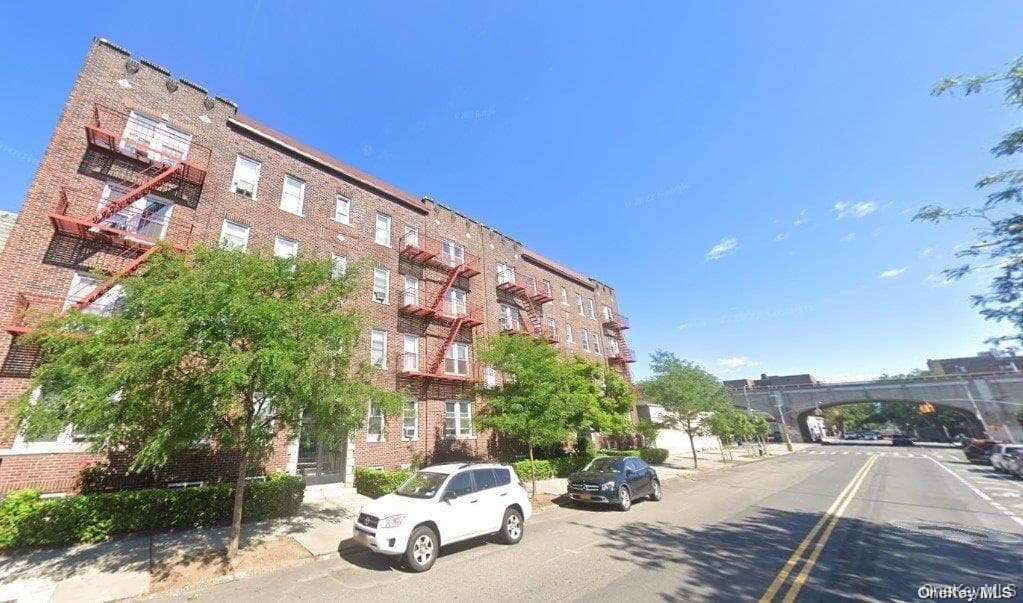 45-20 43rd Street St Unit: 1D, Sunnyside