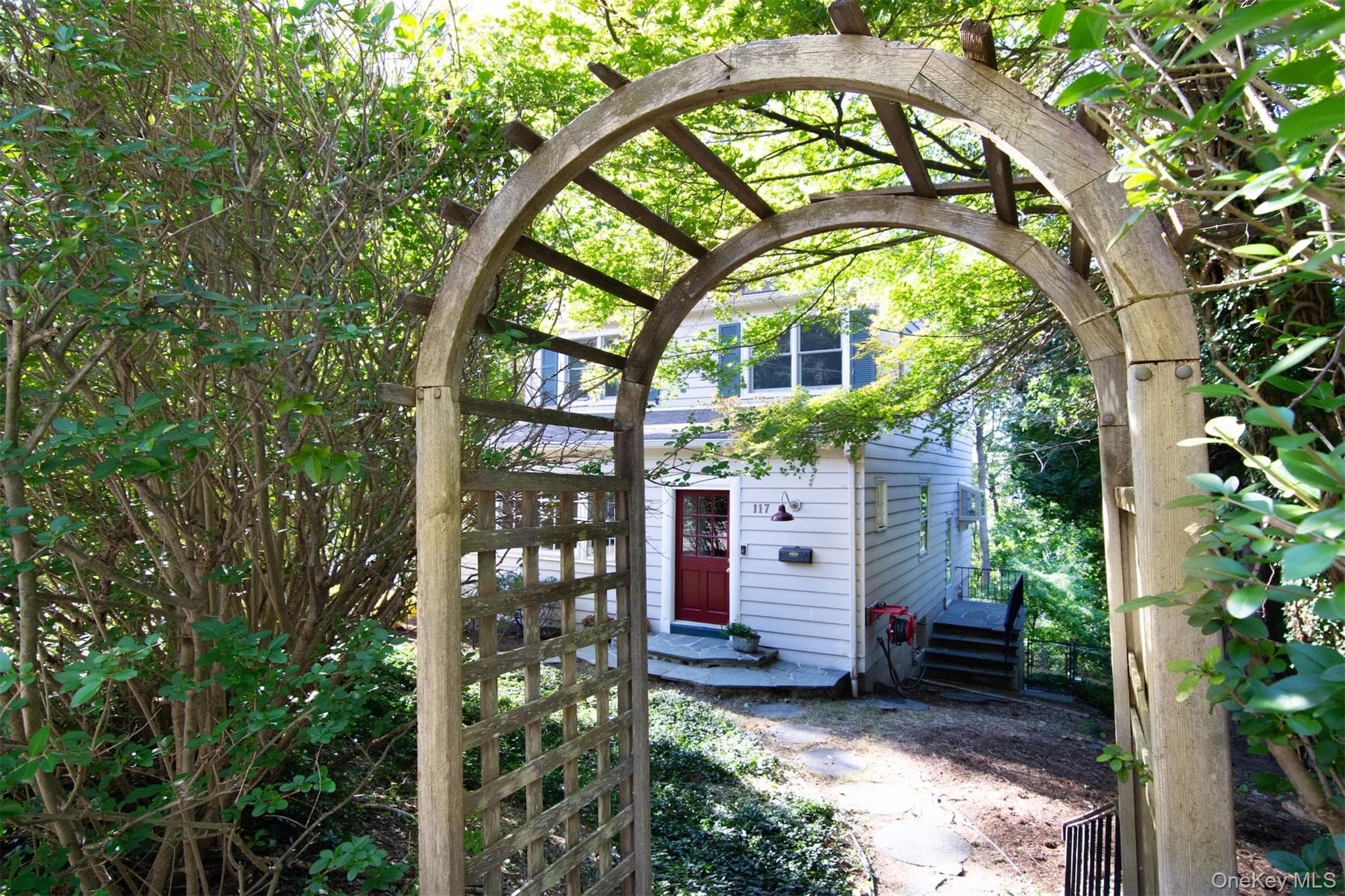 117 Southlawn Avenue thumbnail 39