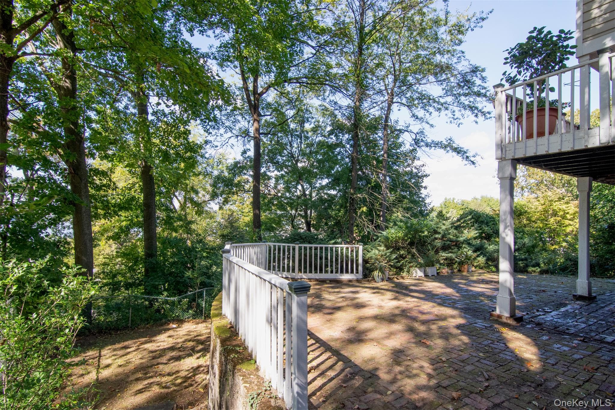117 Southlawn Avenue thumbnail 32