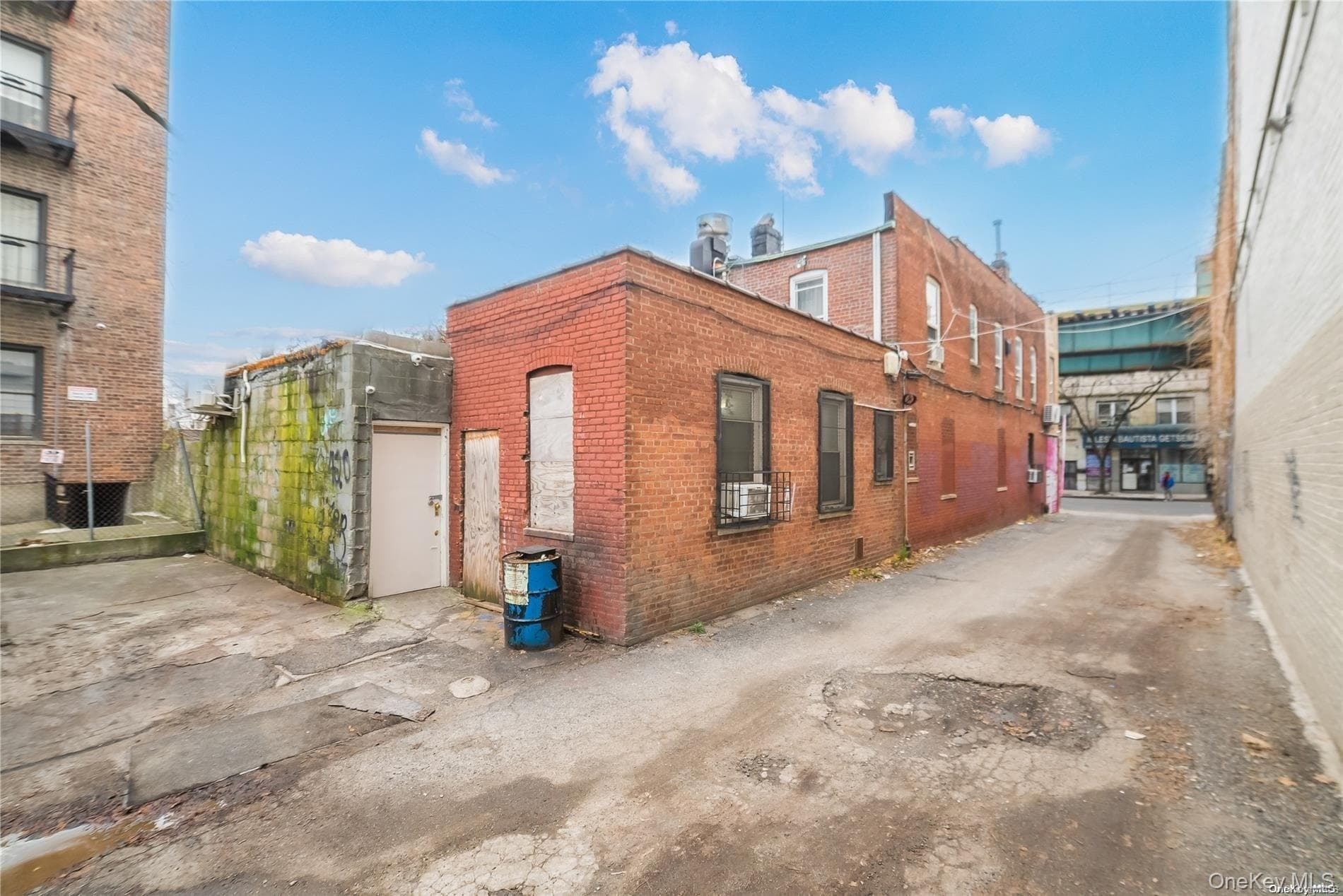 9703 Jamaica Avenue thumbnail 11