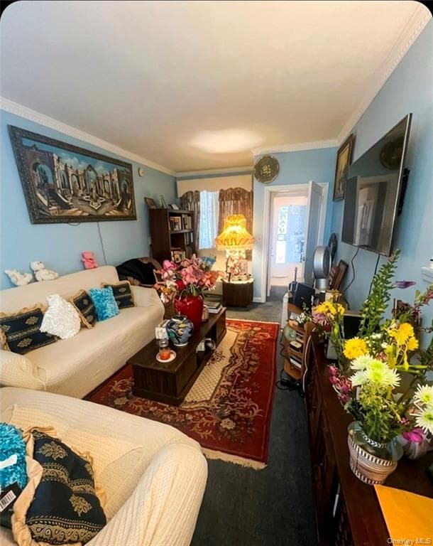 5910 Beverley Road thumbnail 3