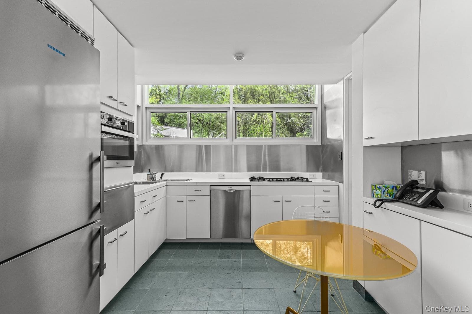 54 Cross Pond Road thumbnail 22