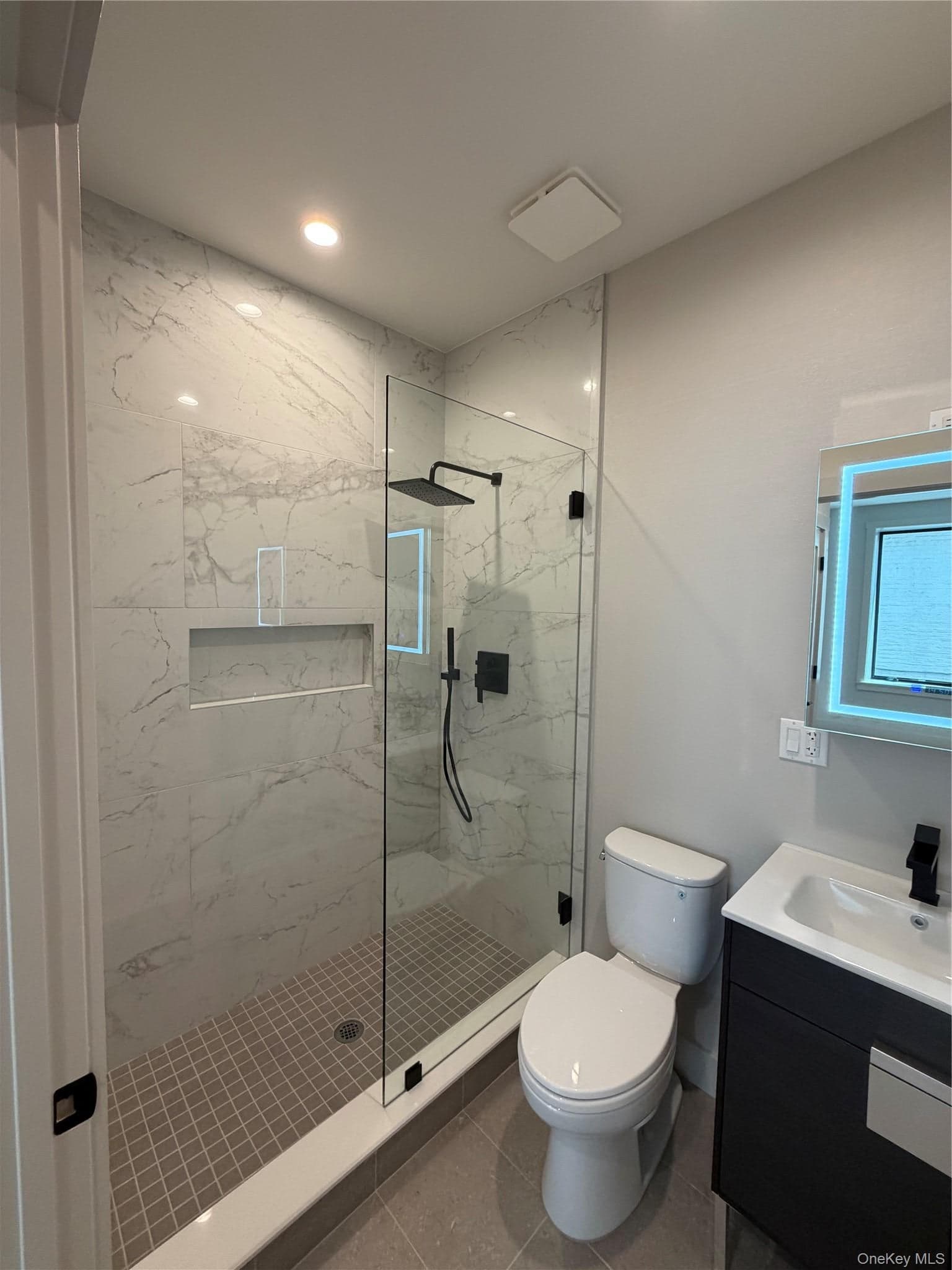 8322 24th Avenue Unit: 2C thumbnail 10