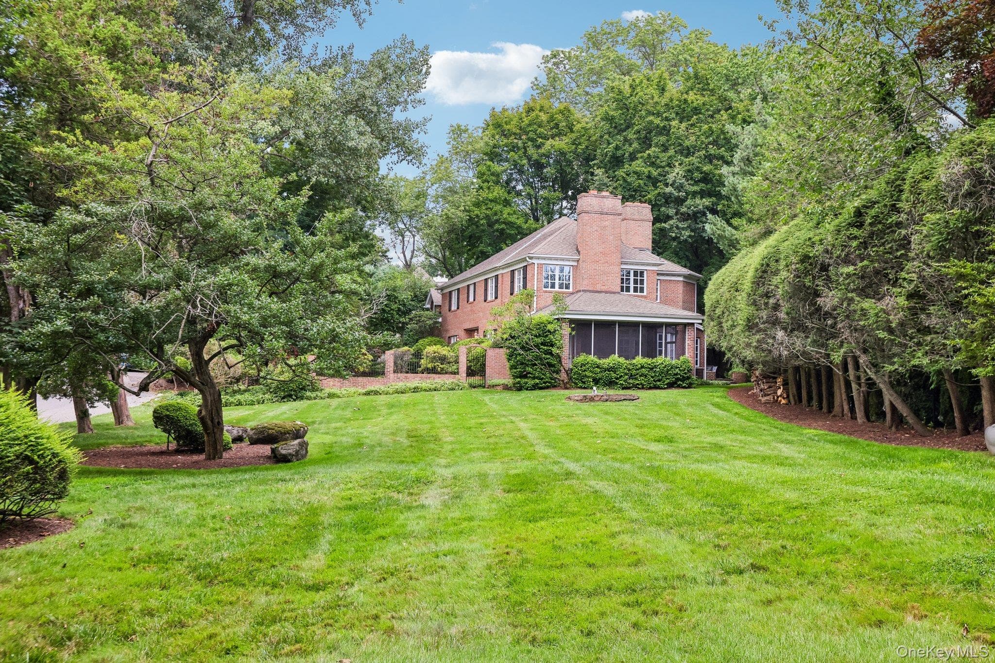 90 Greenhaven Road thumbnail 6