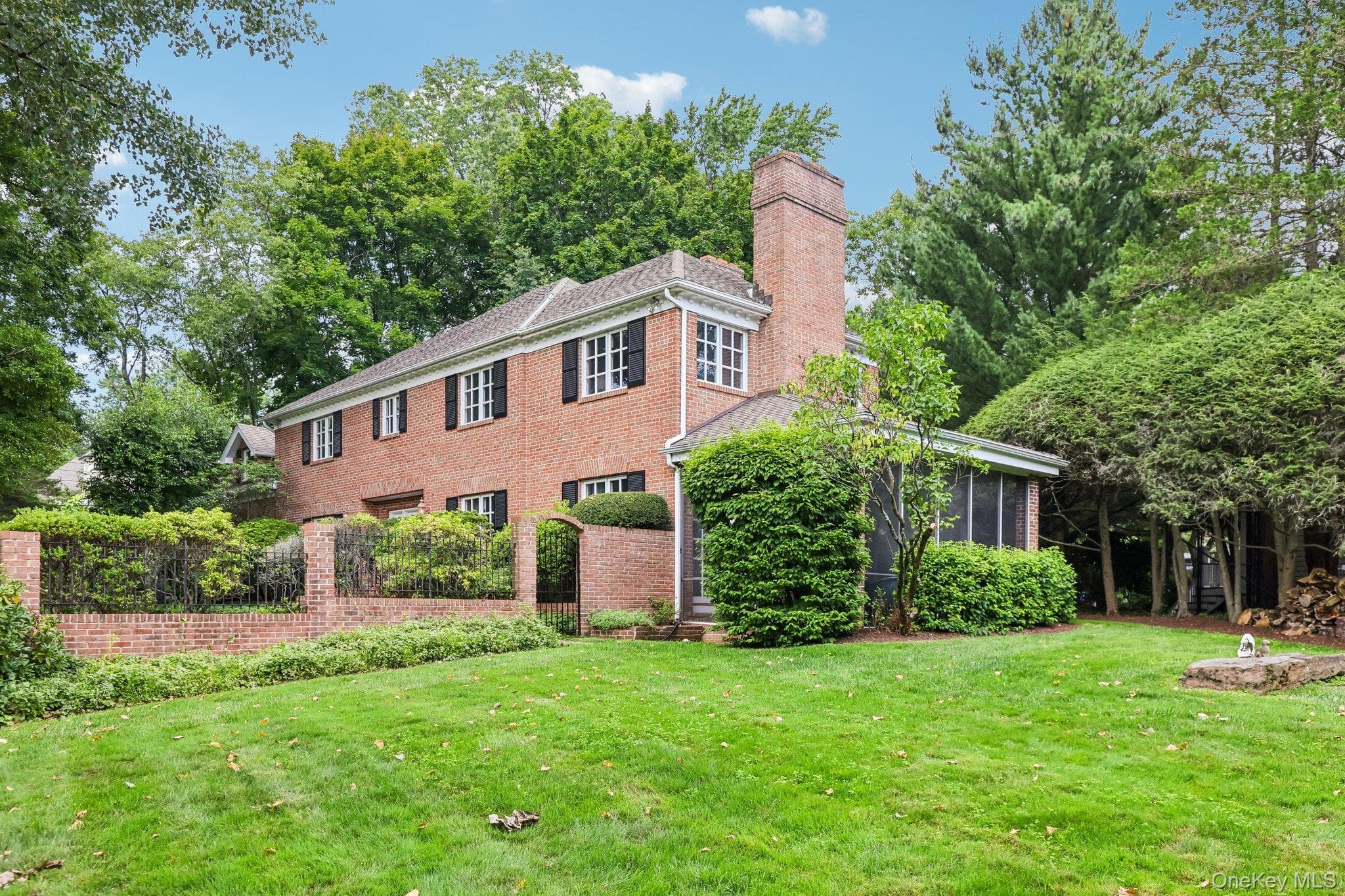 90 Greenhaven Road thumbnail 5