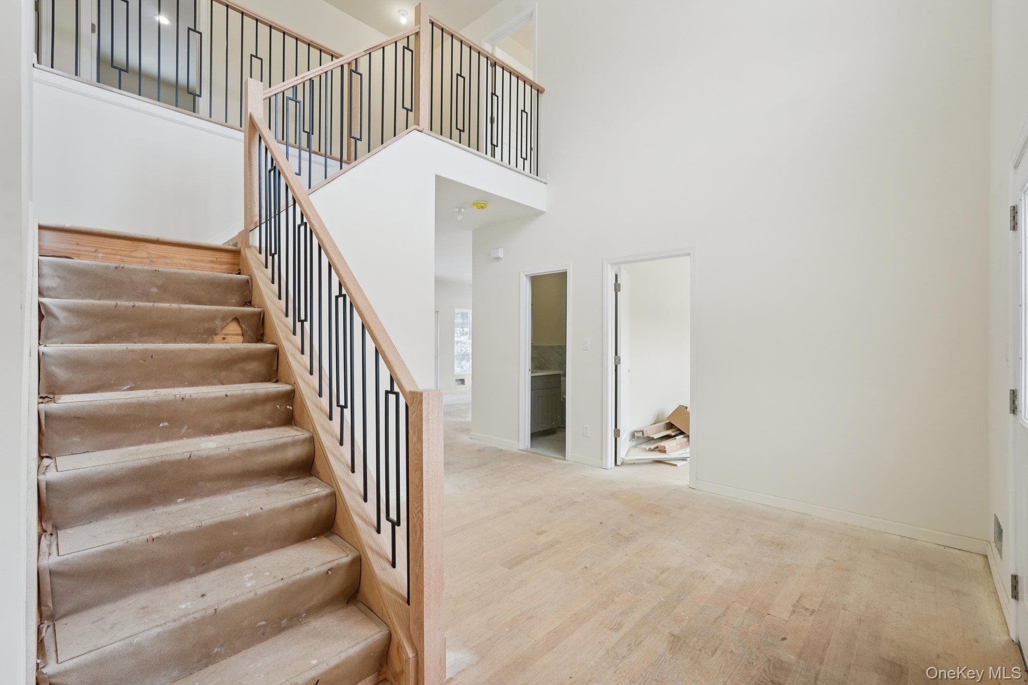 10 Vargas (aka 70 Jessup Ln) Circle thumbnail 4