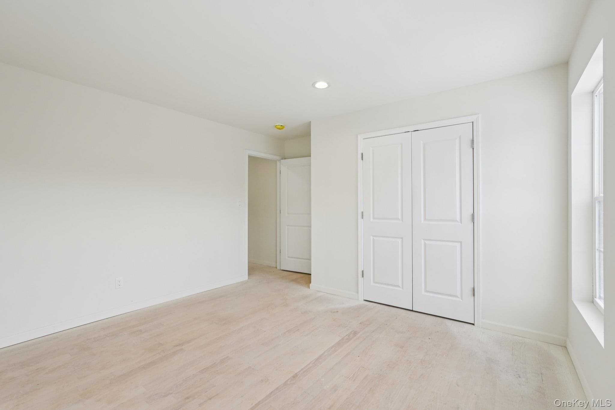 10 Vargas (aka 70 Jessup Ln) Circle thumbnail 22