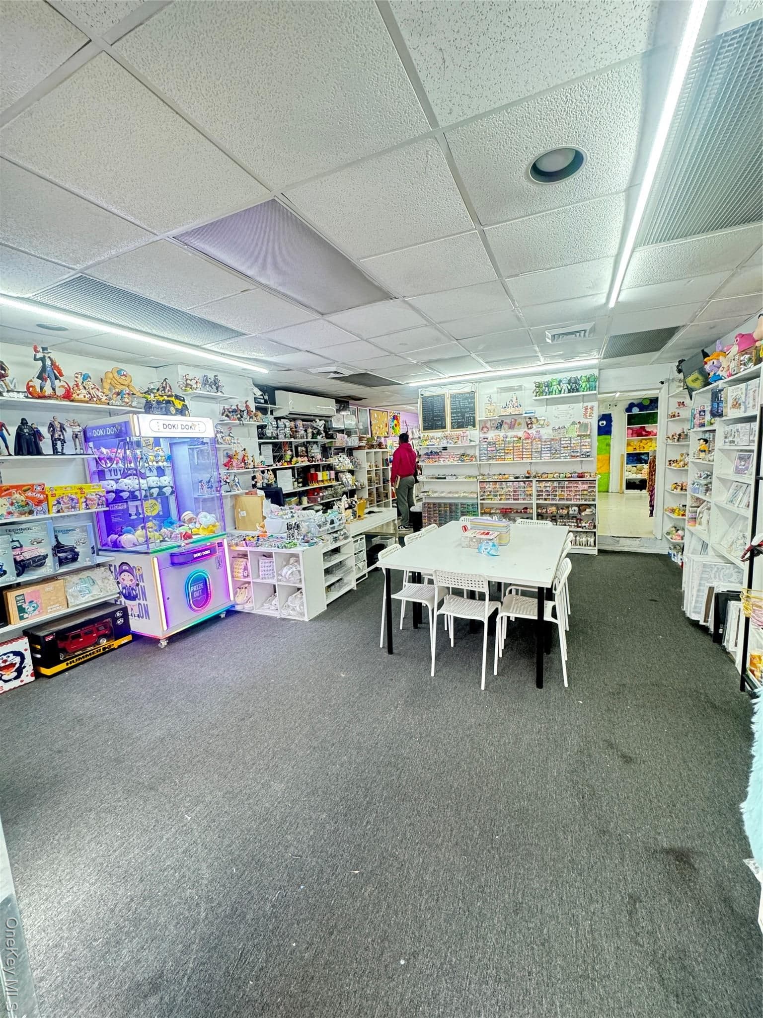 1819 College Point Boulevard thumbnail 2