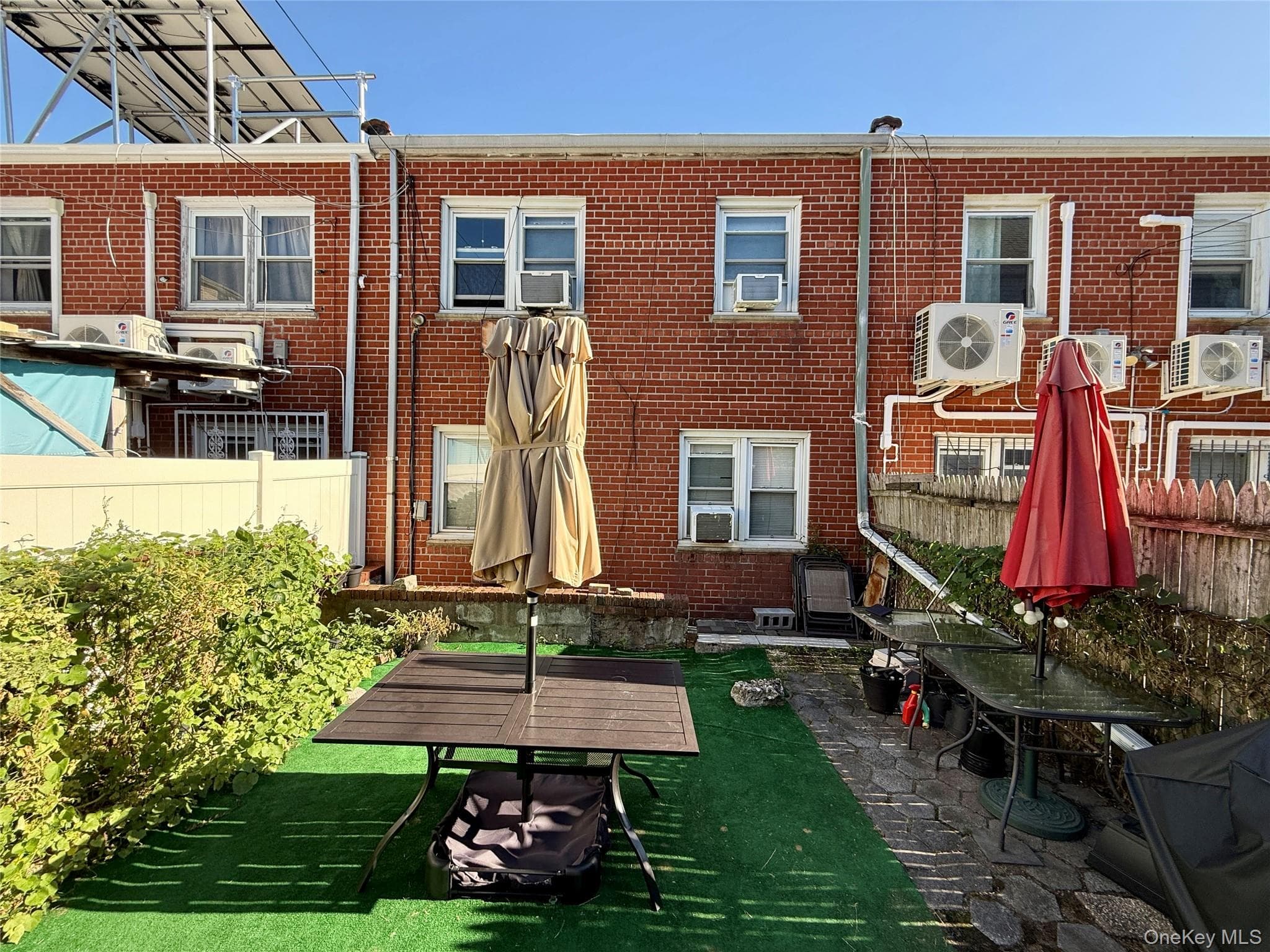 115-07 Linden Boulevard thumbnail 4