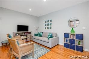 25 W Broadway Unit: 204 thumbnail 9
