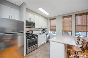 25 W Broadway Unit: 204 thumbnail 2