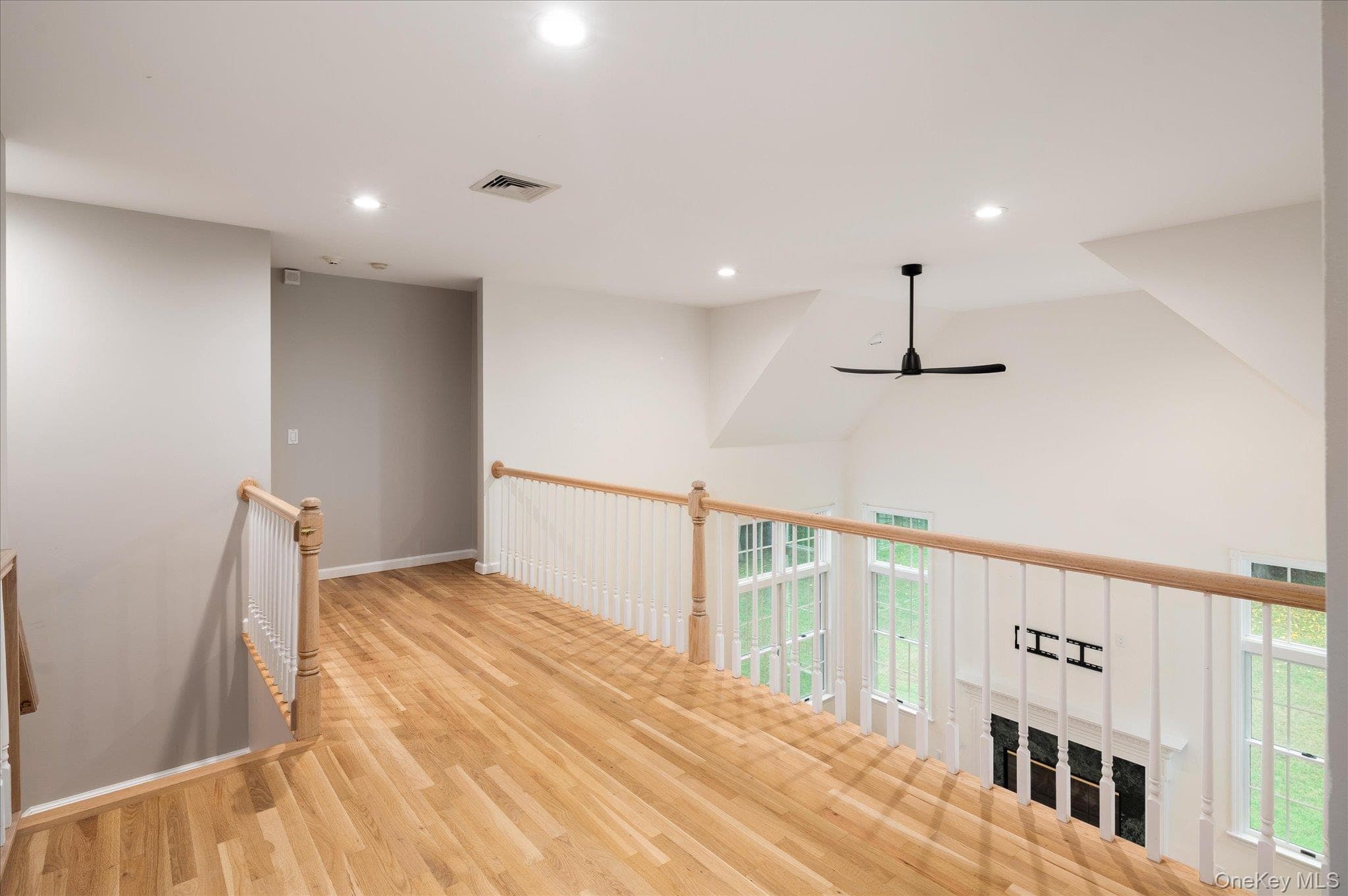 56 Londonderry Lane thumbnail 26