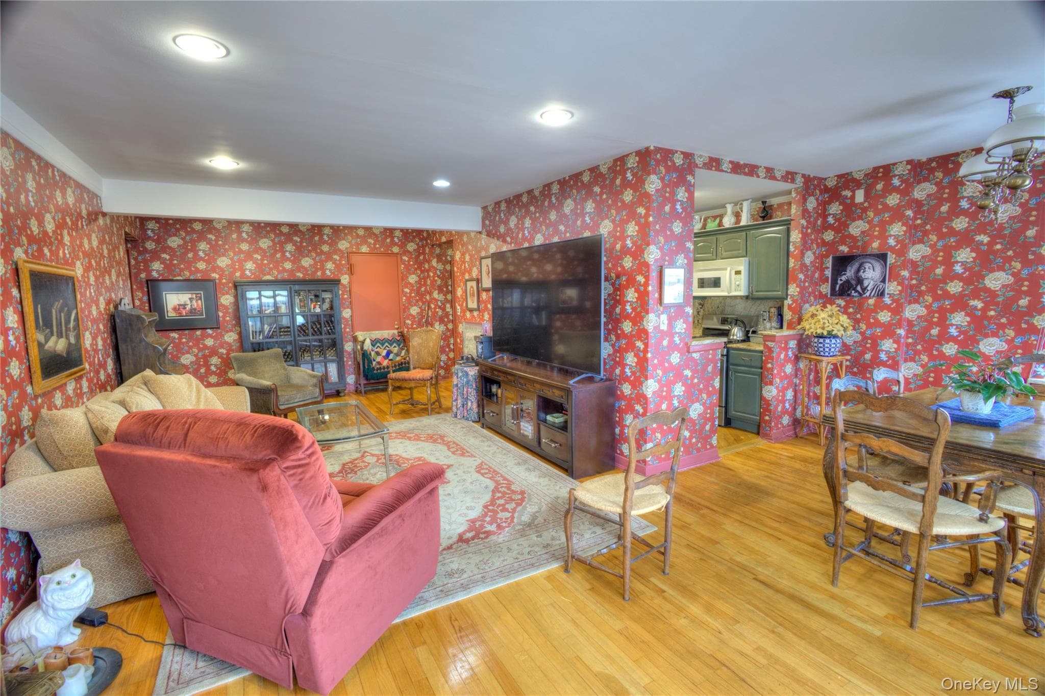 75 S Middle Neck Road Unit: 4-G thumbnail 7