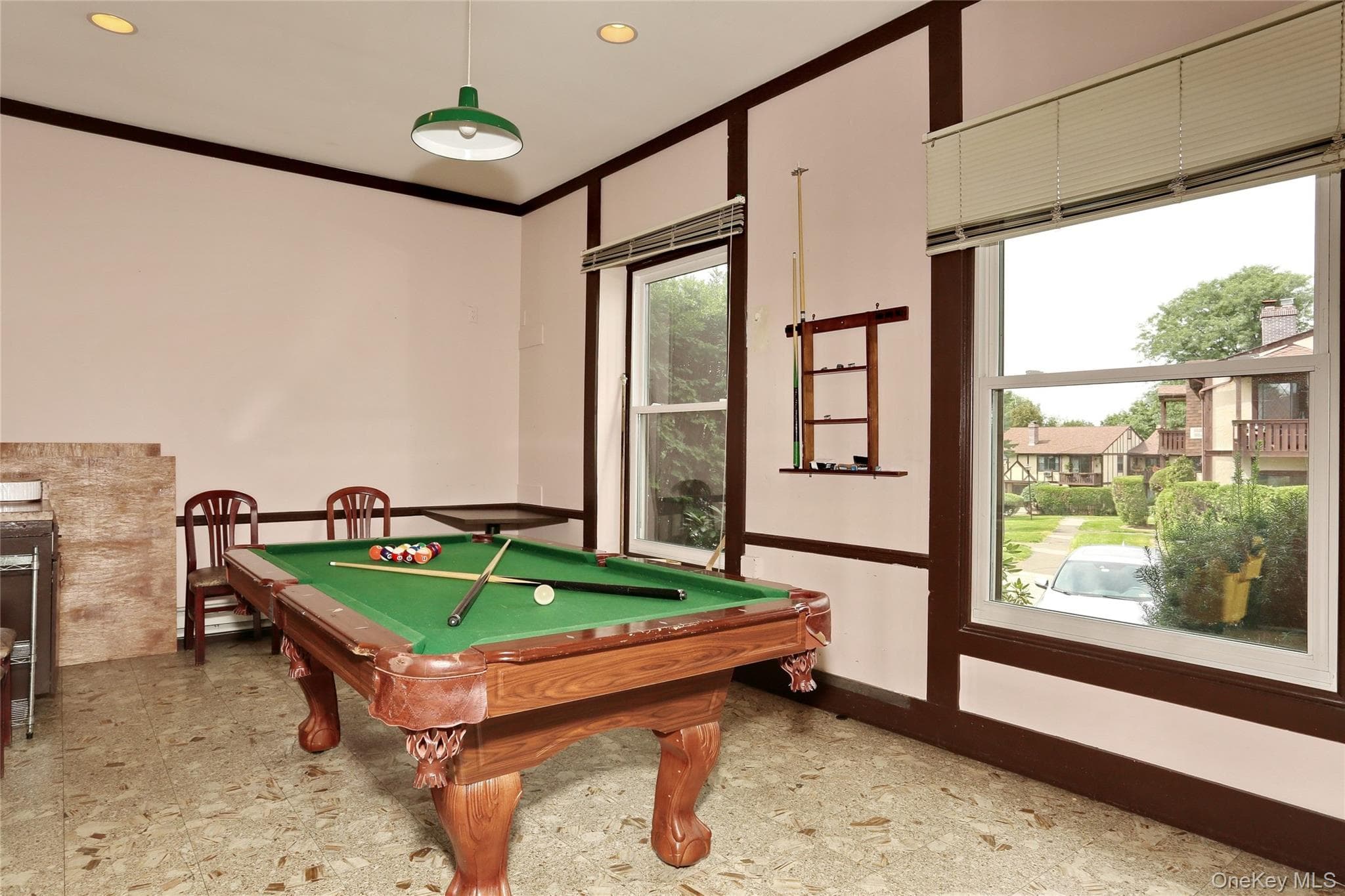 597 Sierra Vista Lane thumbnail 22
