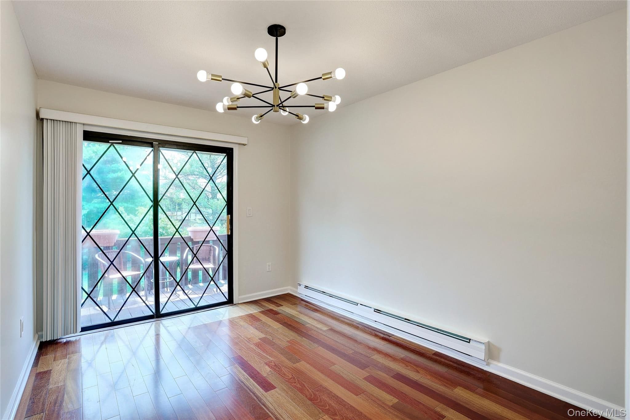 597 Sierra Vista Lane thumbnail 10