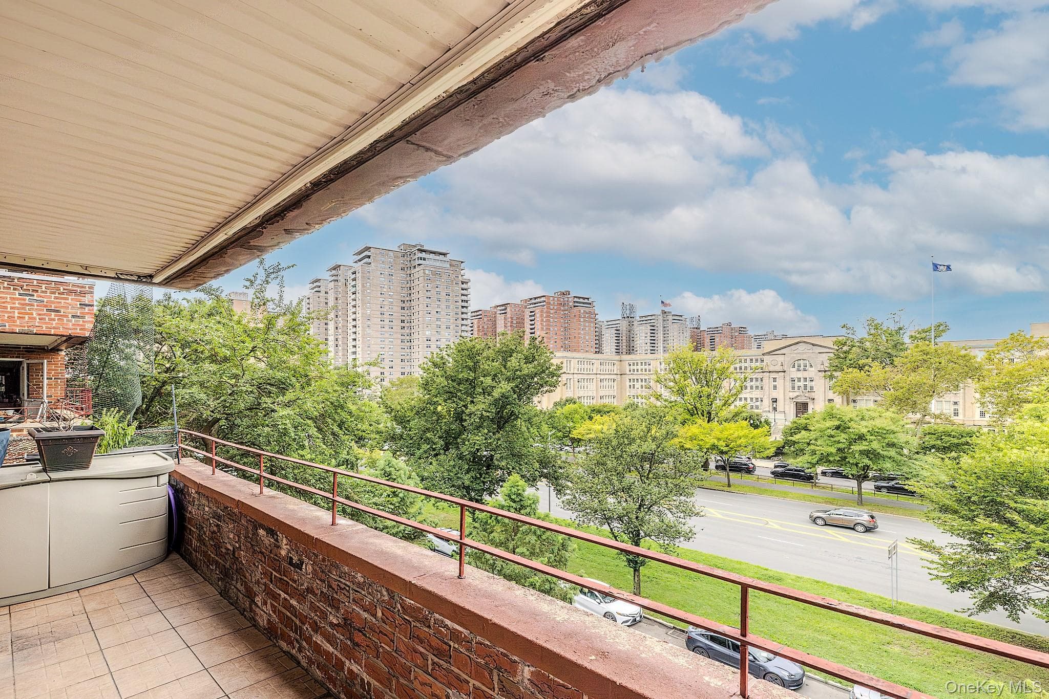 2727 Ocean Parkway Unit: D18 thumbnail 6