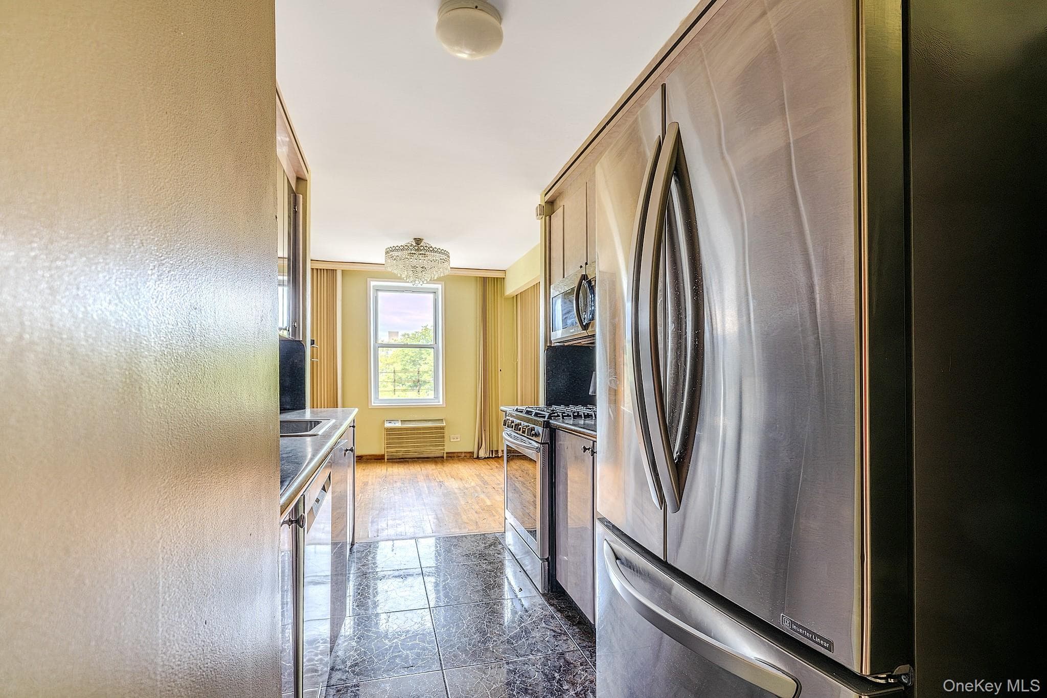 2727 Ocean Parkway Unit: D18 thumbnail 11