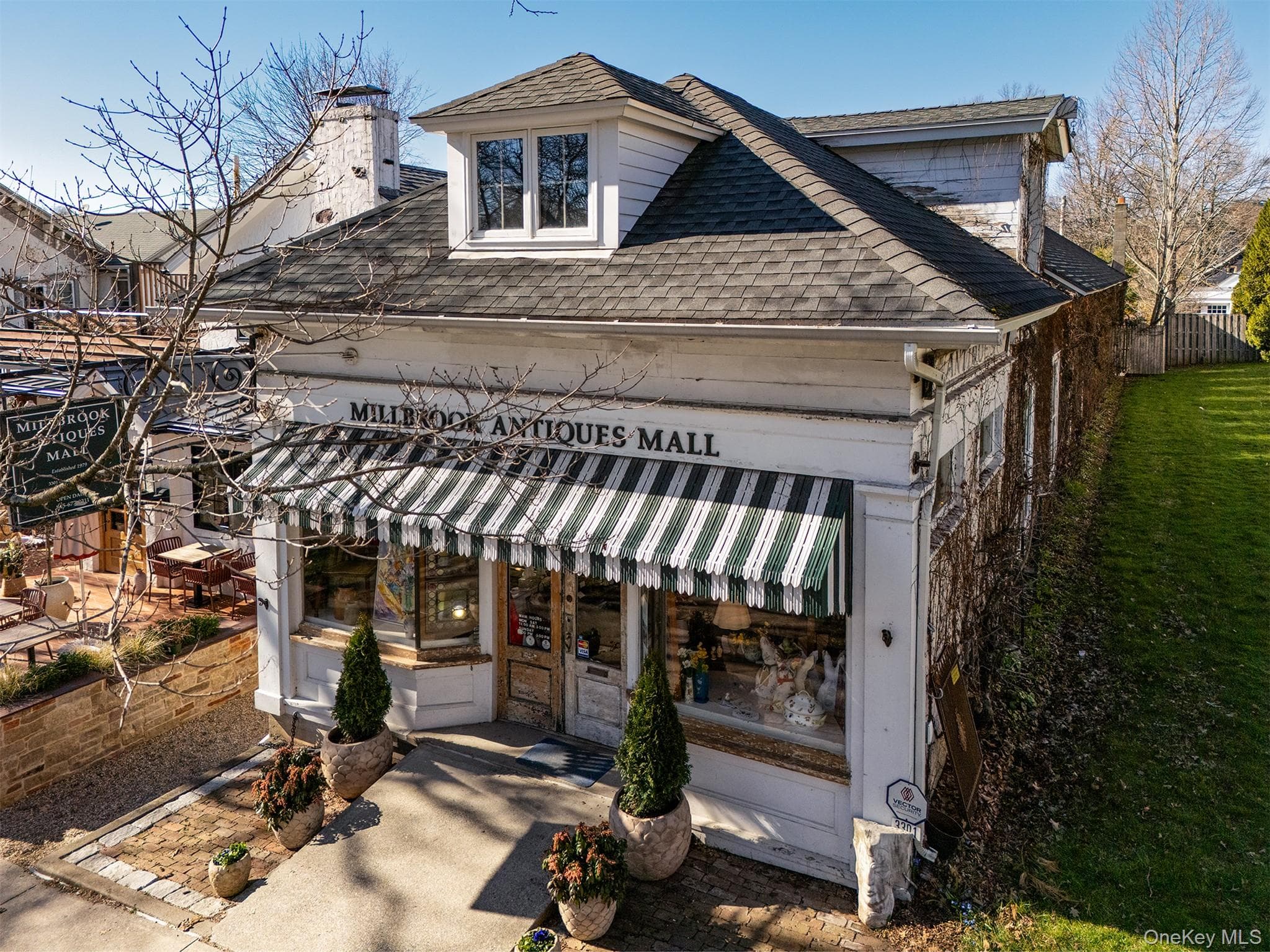 3301 Franklin Avenue thumbnail 46