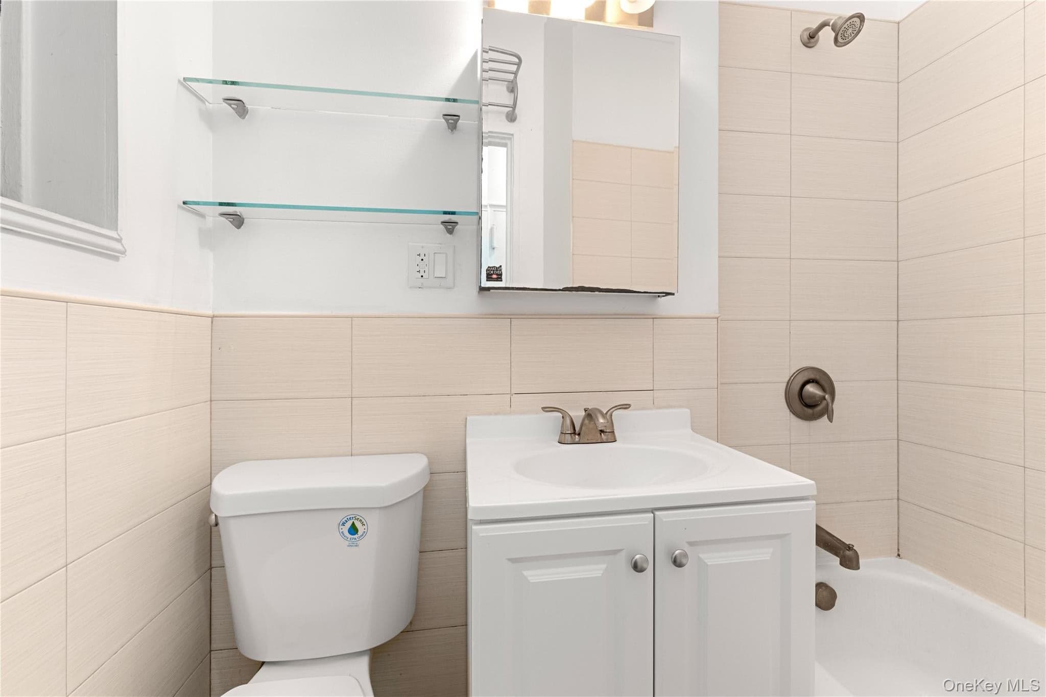 415 W 46 Street Unit: 2D thumbnail 6