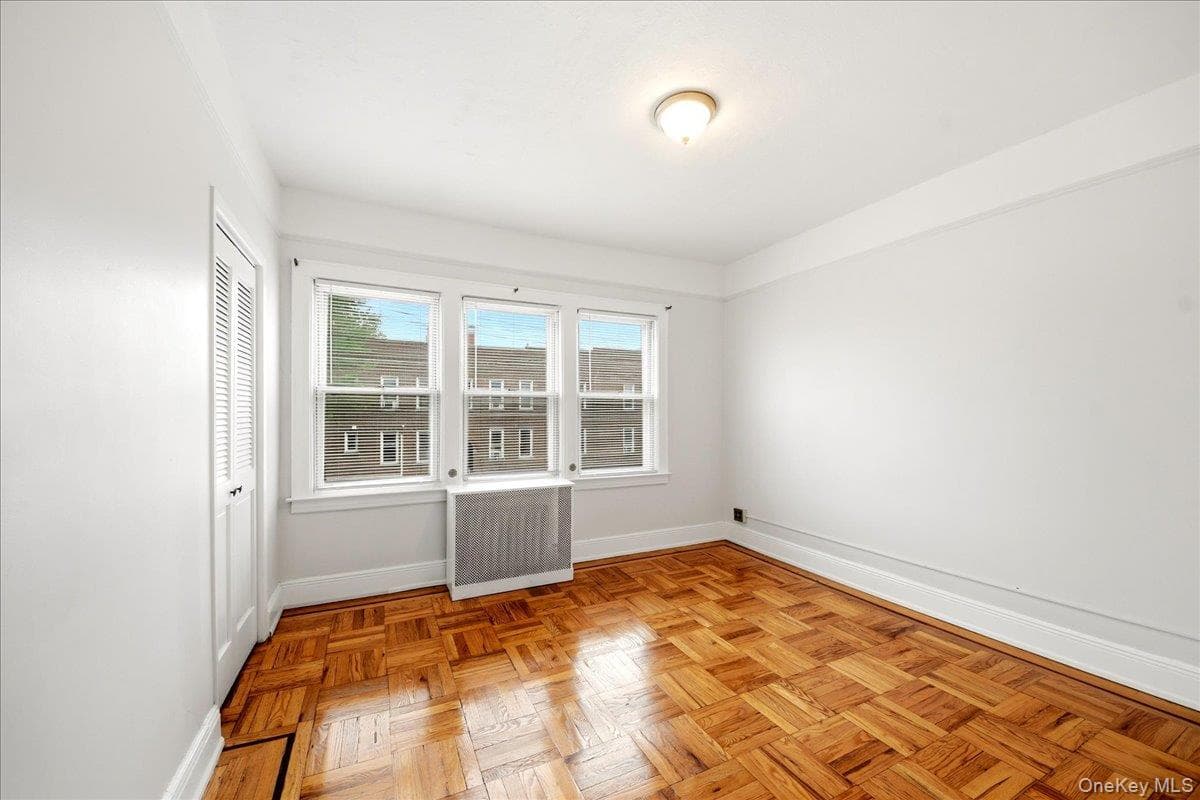 1432 Hobart Avenue thumbnail 18