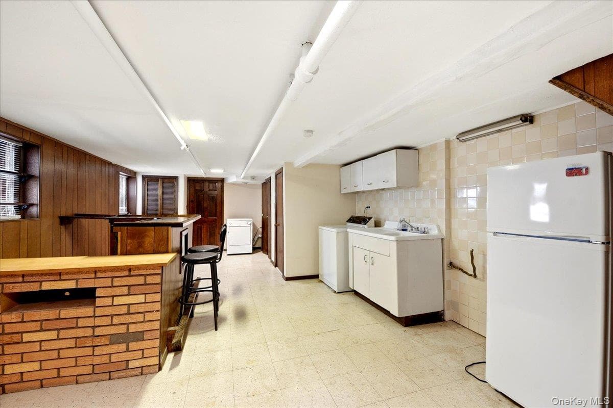 1432 Hobart Avenue thumbnail 21