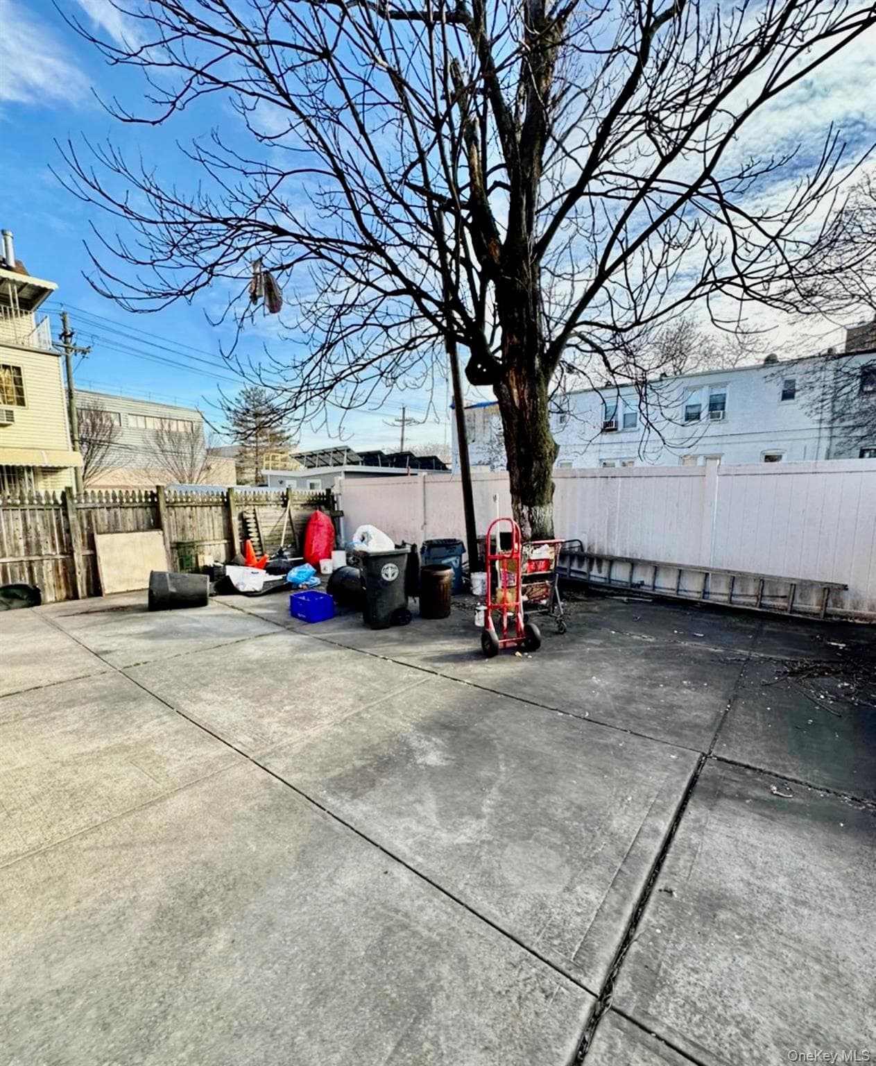 2266 Seward Avenue thumbnail 4
