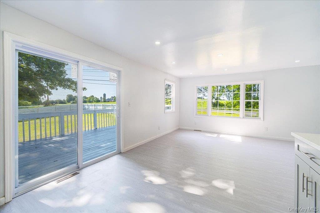 225 Knoell Road thumbnail 13