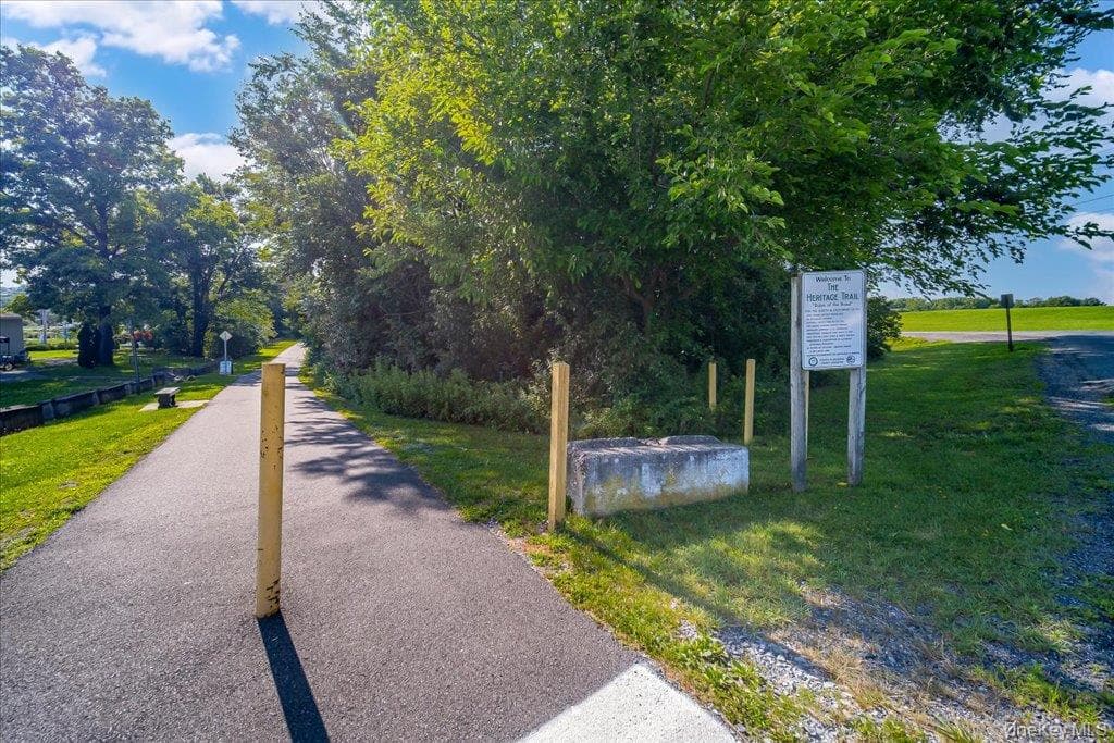 225 Knoell Road thumbnail 42