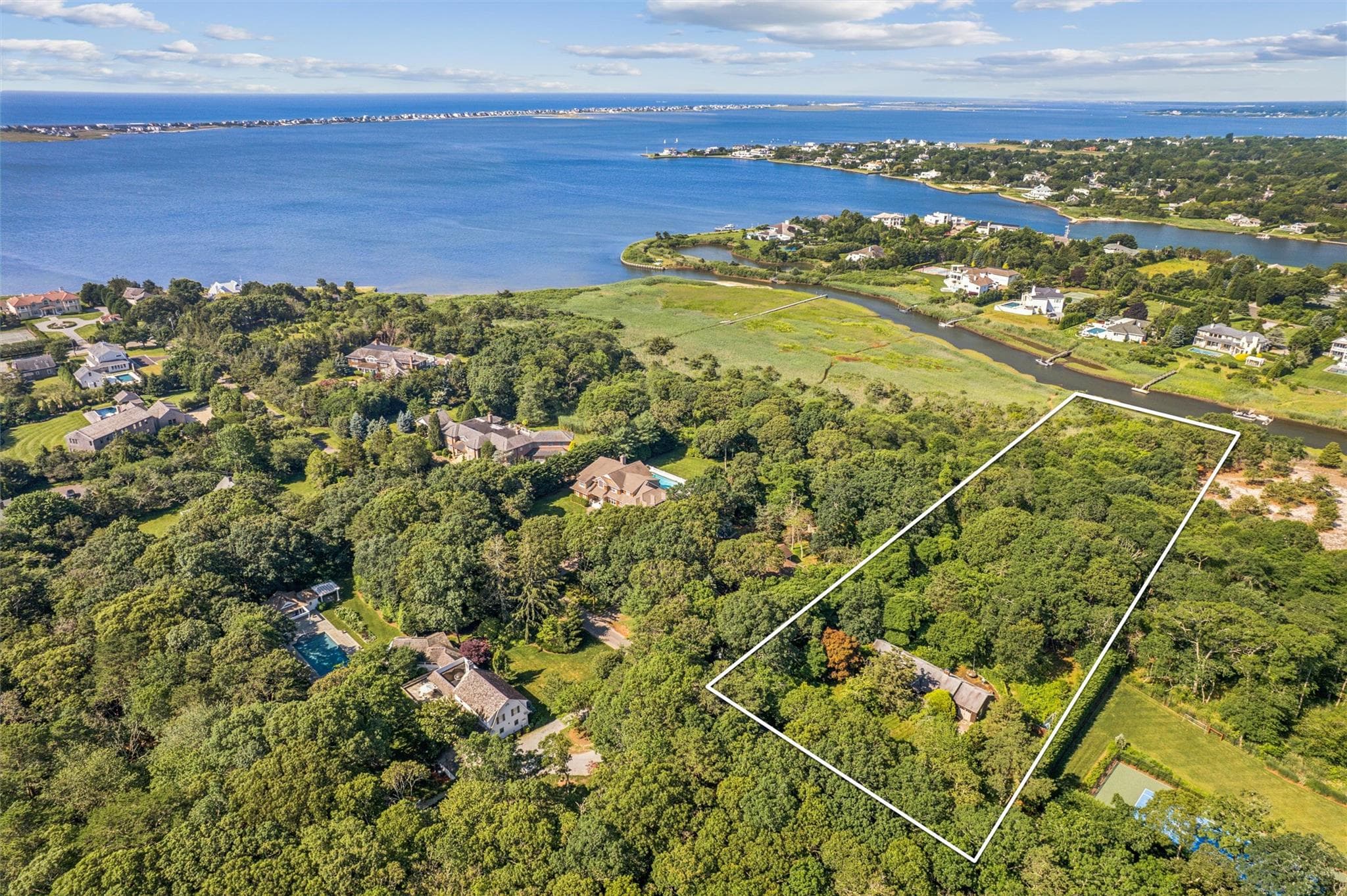 27 Jagger Lane photo 1