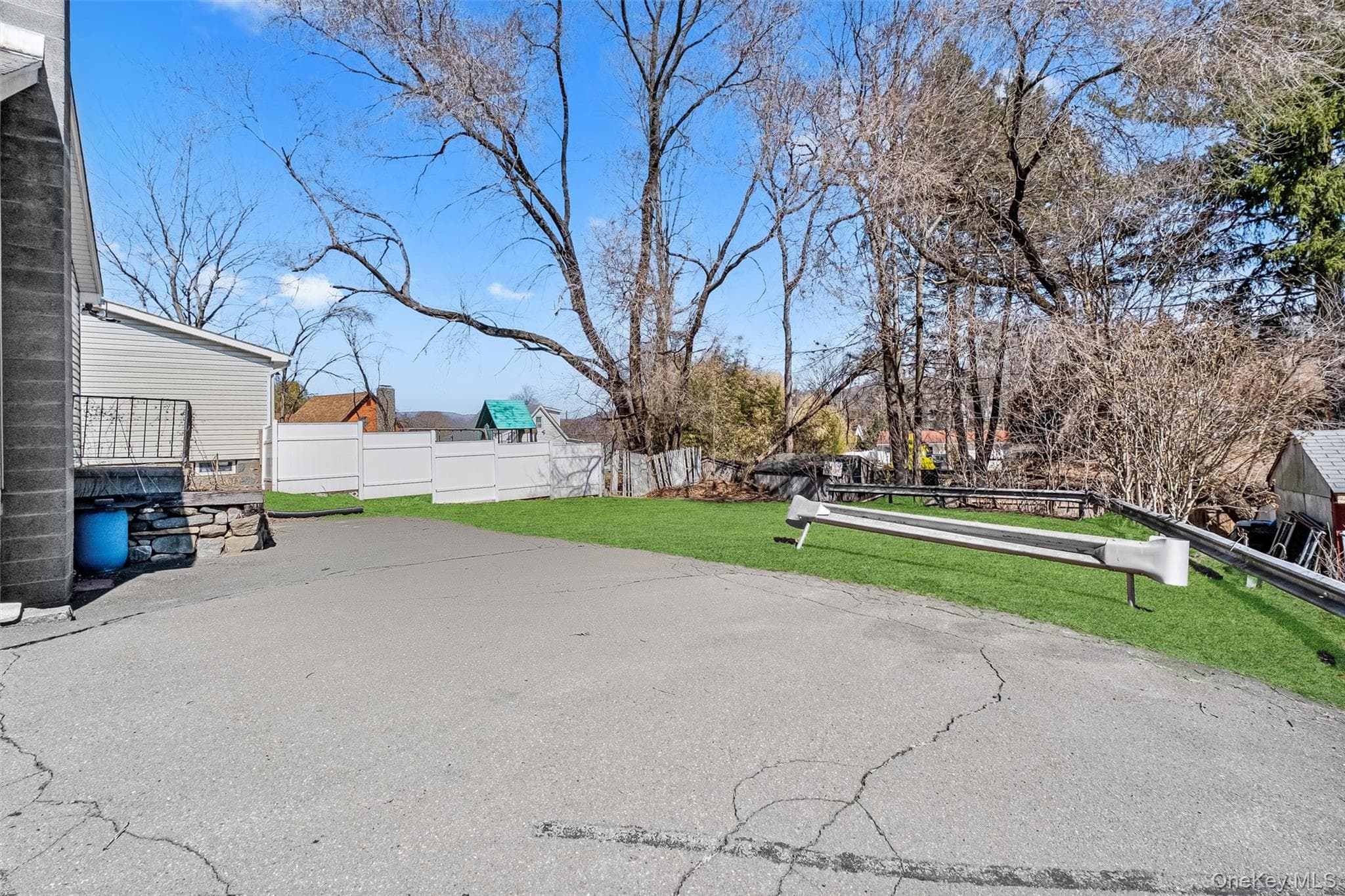 172 Fairfield Drive thumbnail 13