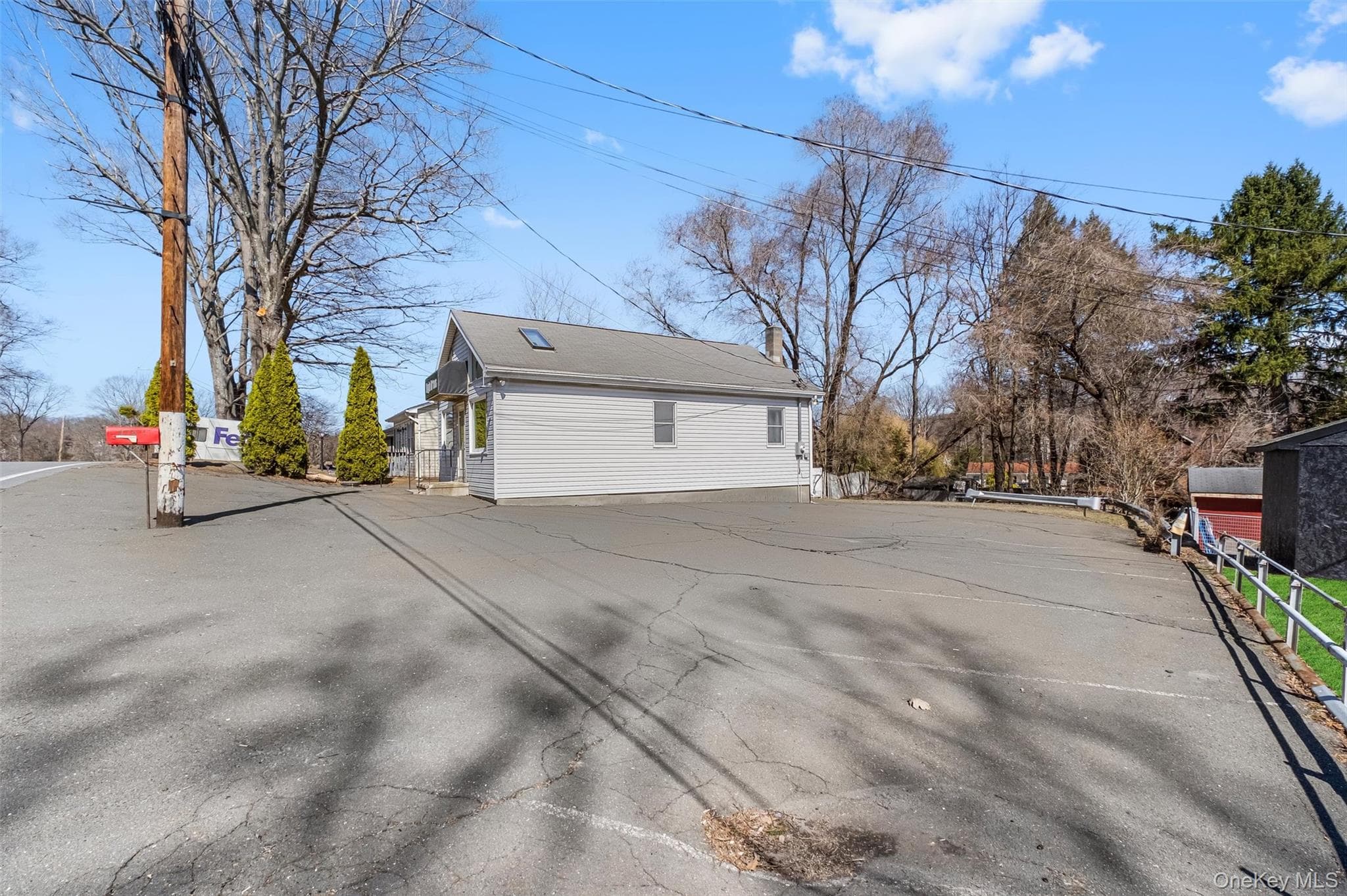 172 Fairfield Drive thumbnail 15