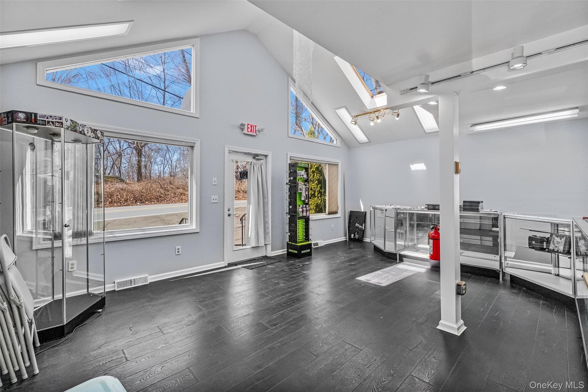 172 Fairfield Drive thumbnail 8