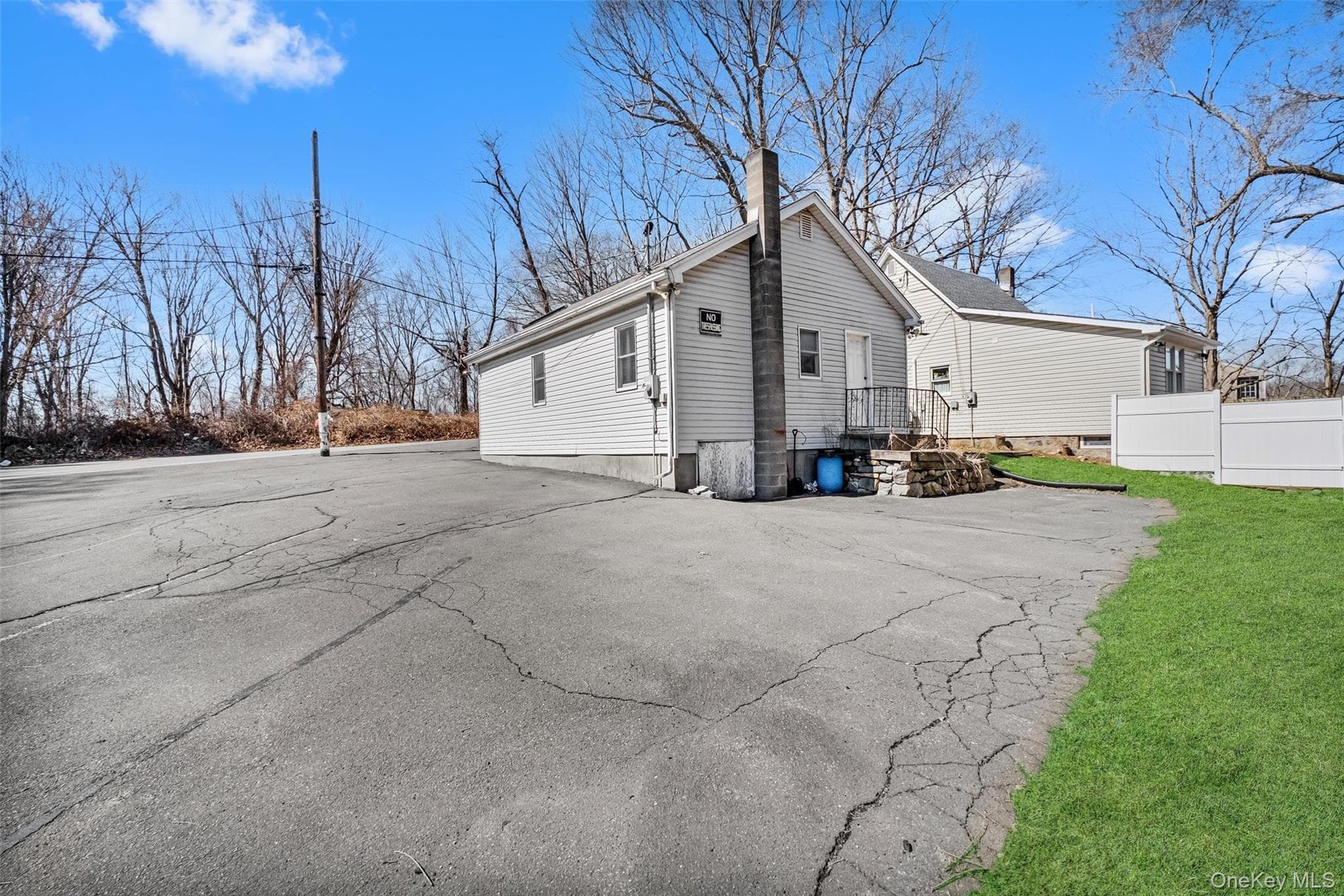 172 Fairfield Drive thumbnail 14