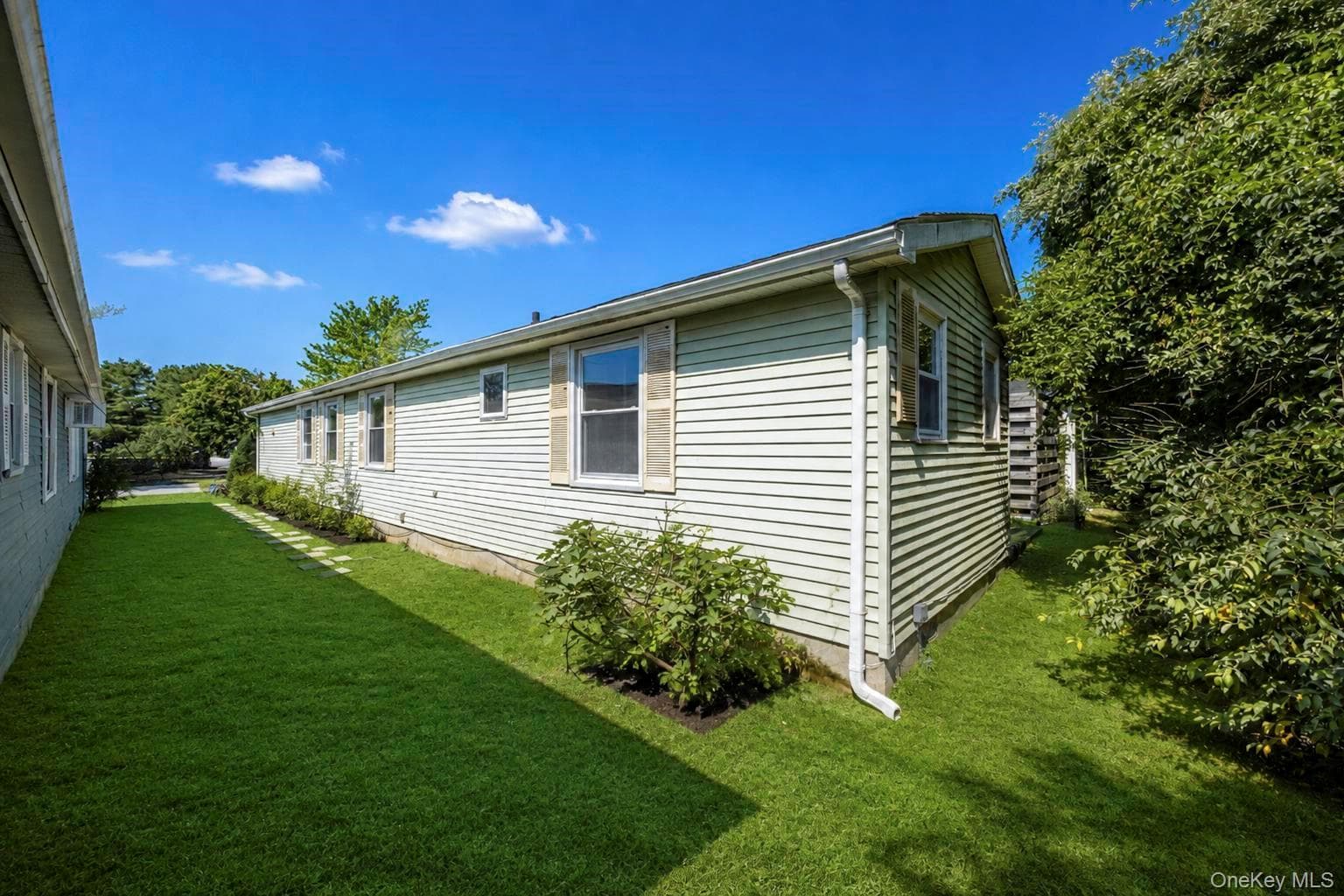 28 Greenwood Boulevard thumbnail 26