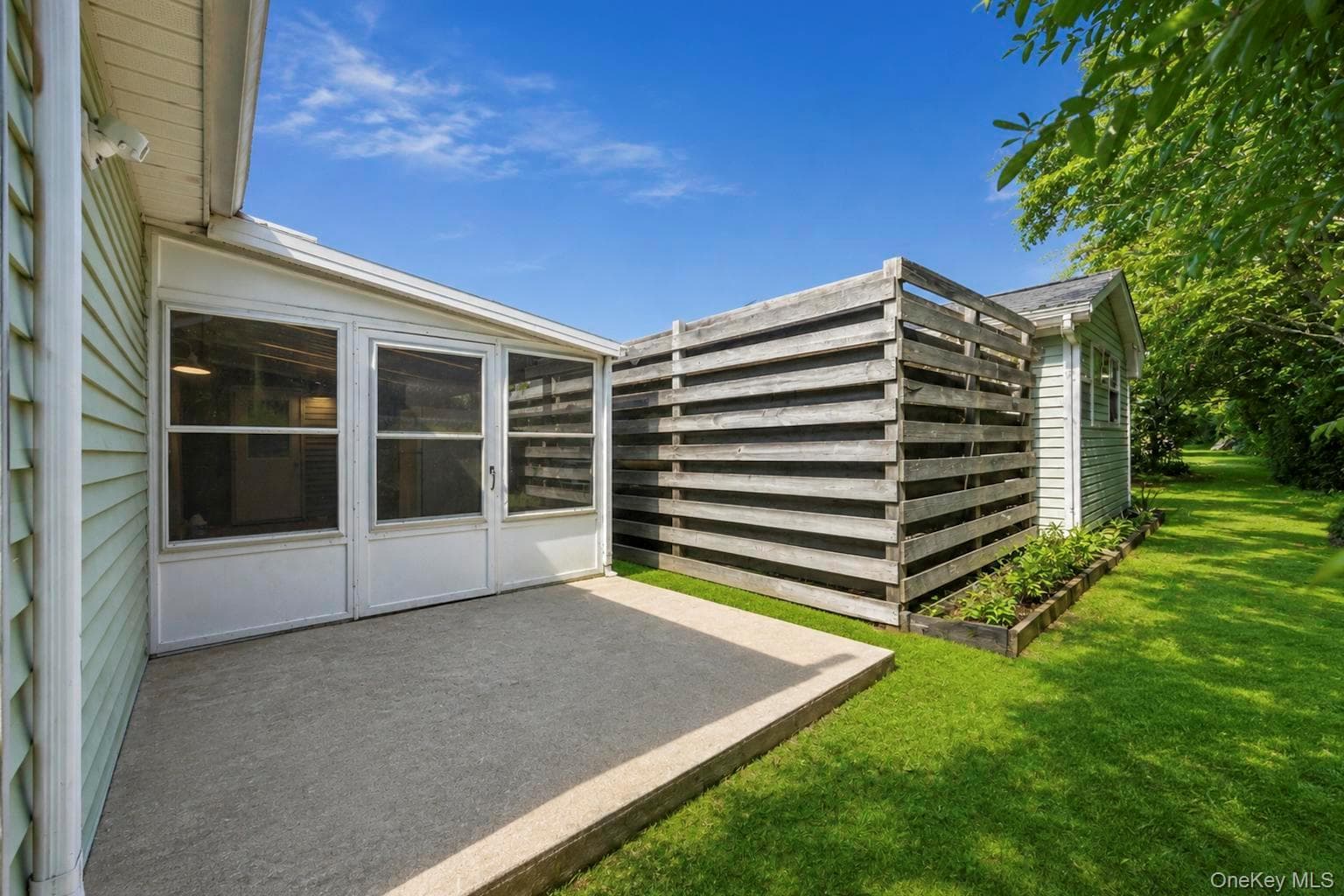 28 Greenwood Boulevard thumbnail 25